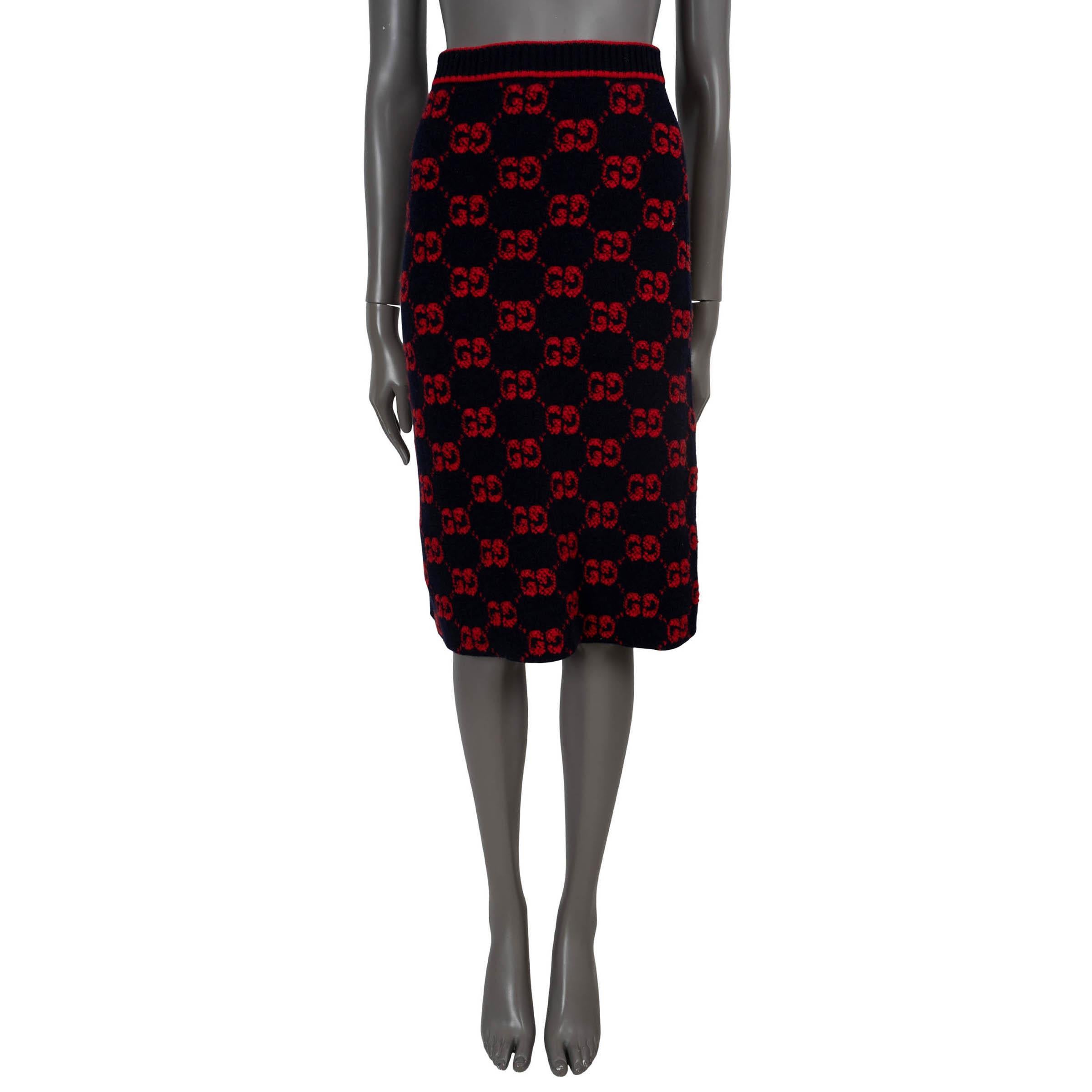GUCCI navy & red wool 2022 MONOGRAM BOUCLE JACQUARD MIDI Skirt XS In Excellent Condition For Sale In Zürich, CH