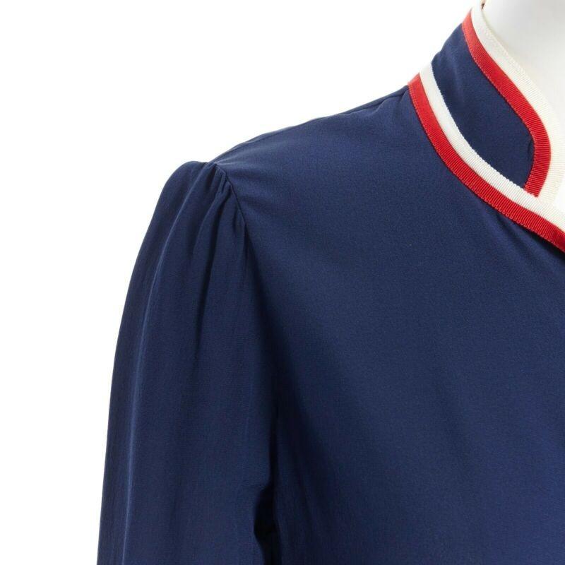 GUCCI Marineblaues dreifarbiges Seidenhemd mit Ladybird- und Ladybug-Verzierung IT36 XXS im Angebot 3