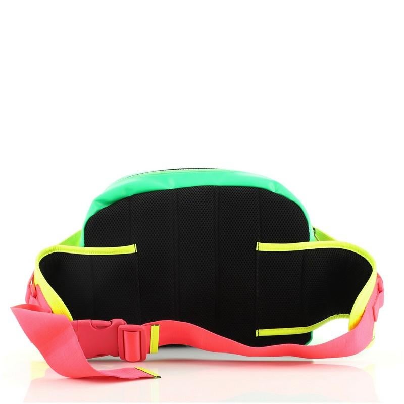 Gucci Neon Front Pocket Taille Tasche gesteppt Leder groß im Zustand „Gut“ in NY, NY