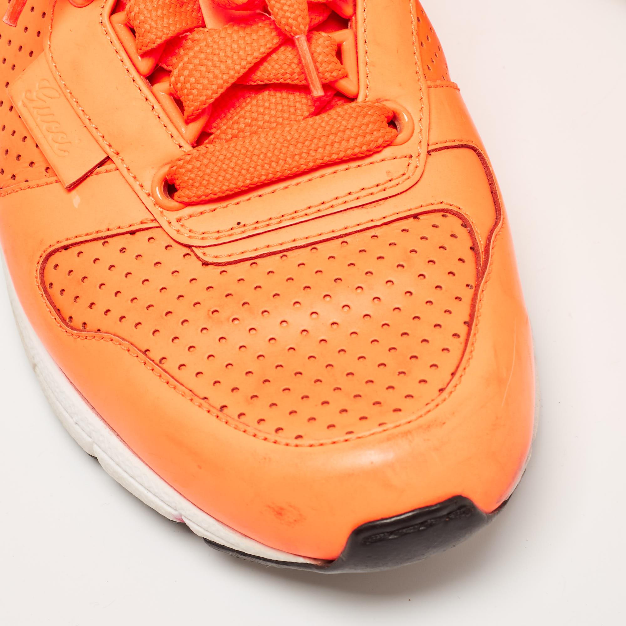 Gucci Neon Orange Perforated Leather Low Top Sneakers Size 40.5 For Sale 5