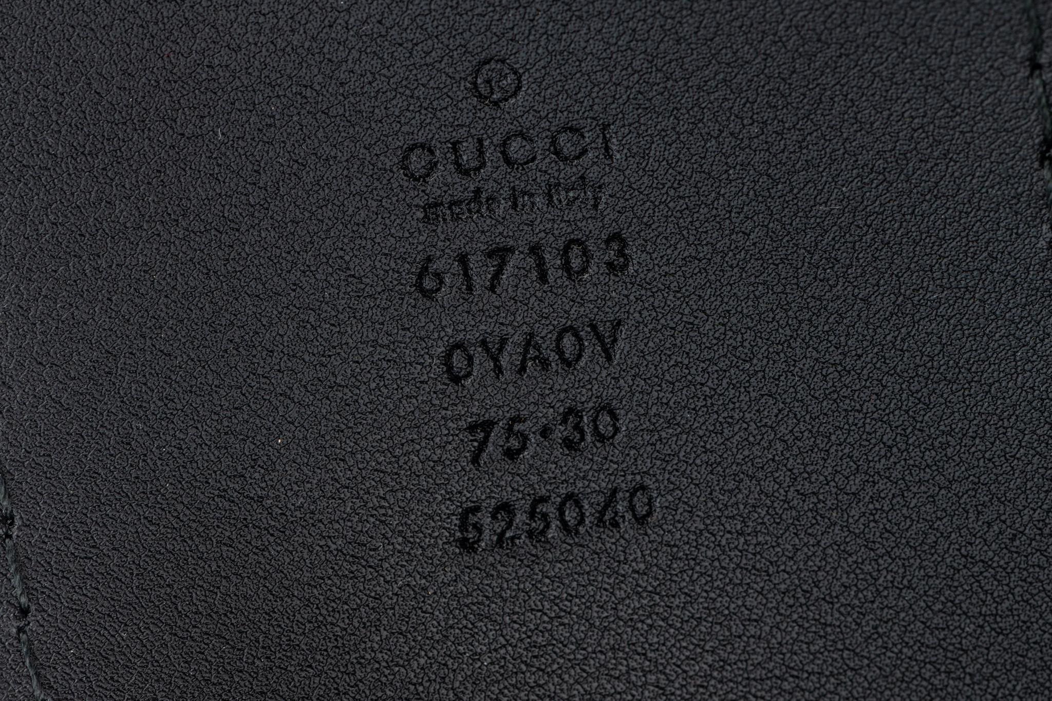 Women's Gucci New Black Leather Lion Buckle Belt For Sale