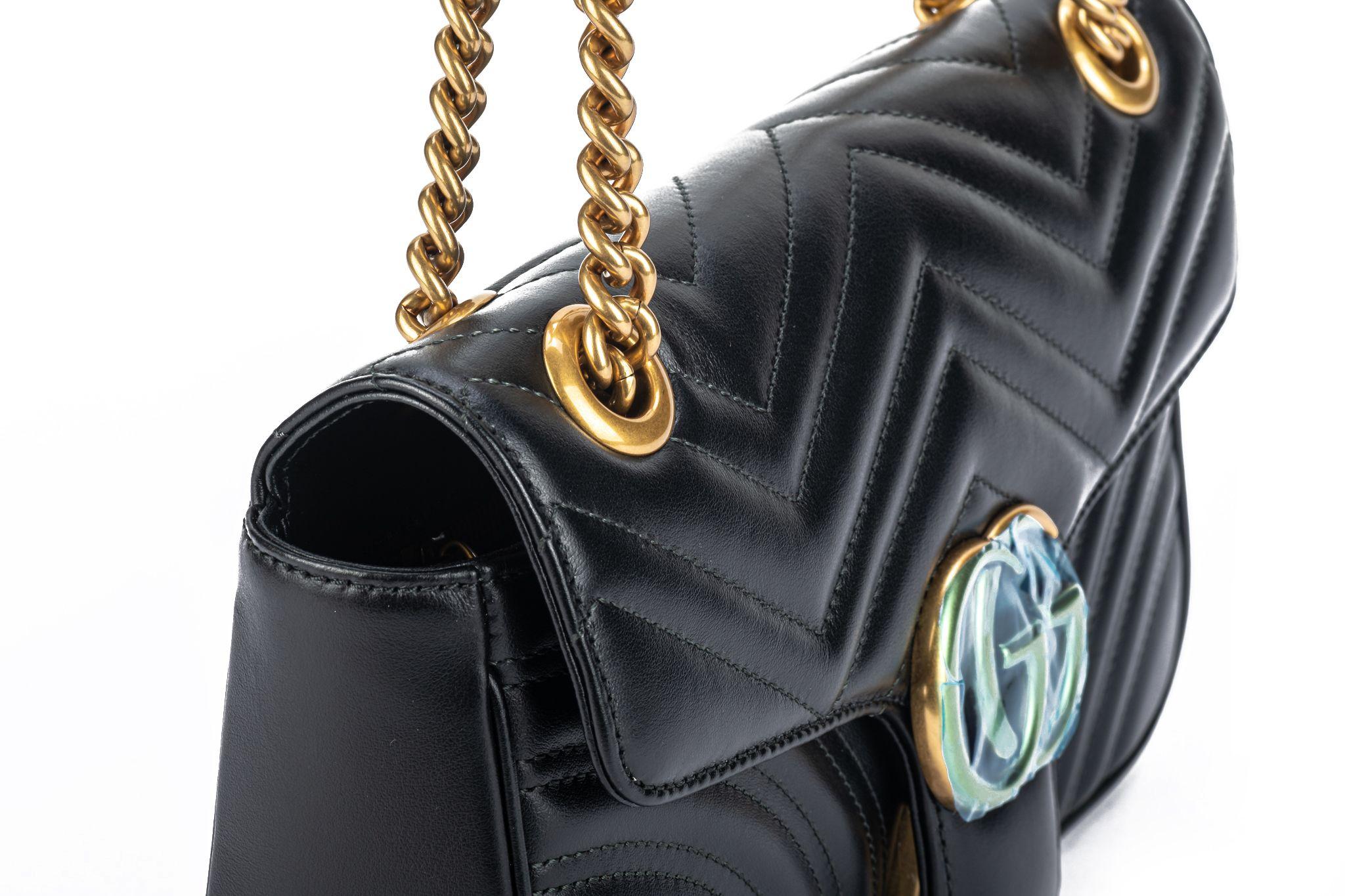 Gucci New Black Marmont Kleine Tasche im Angebot 1