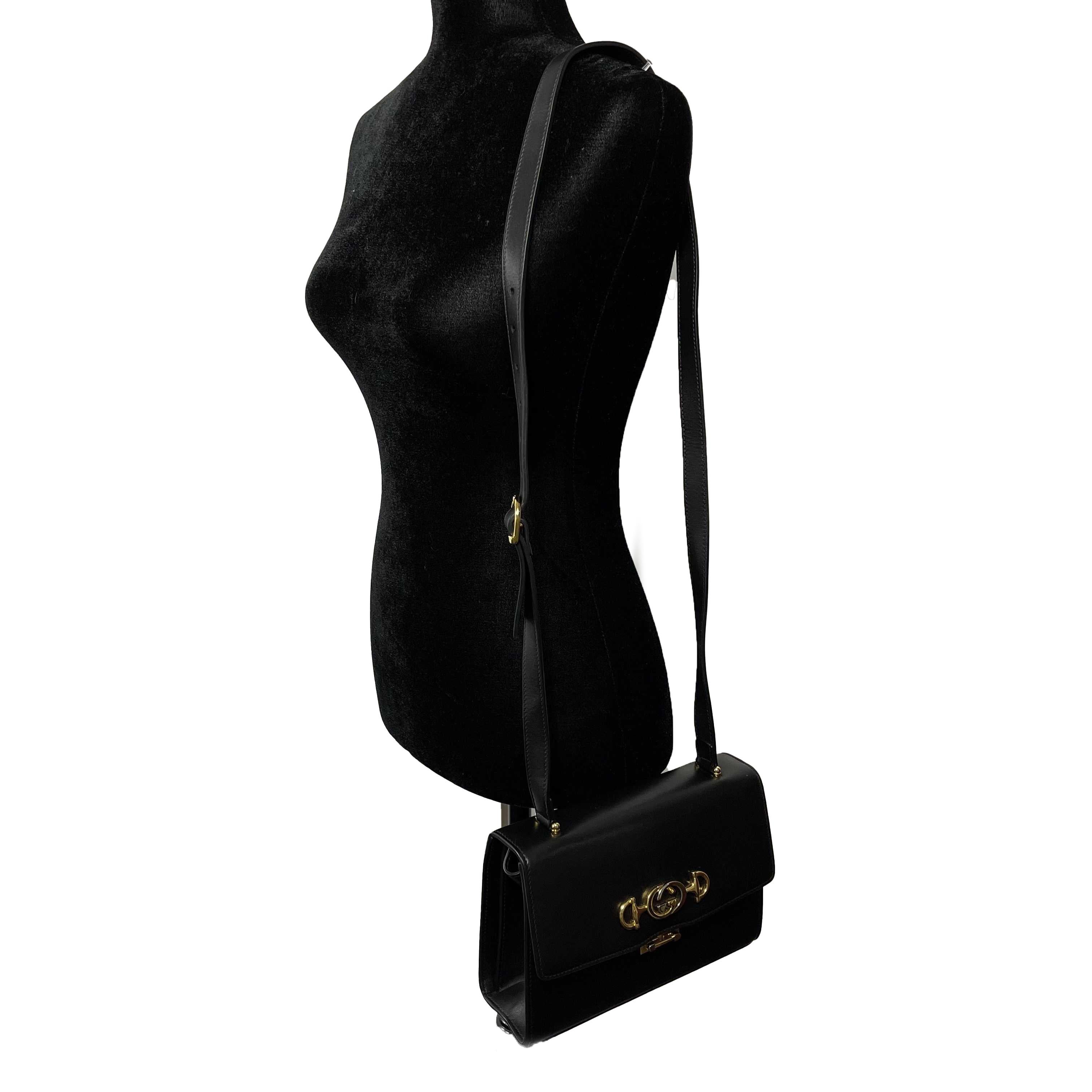 Women's GUCCI NEW Black / Silver-tone Calfskin Zumi Crossbody Fold over Flap Bag