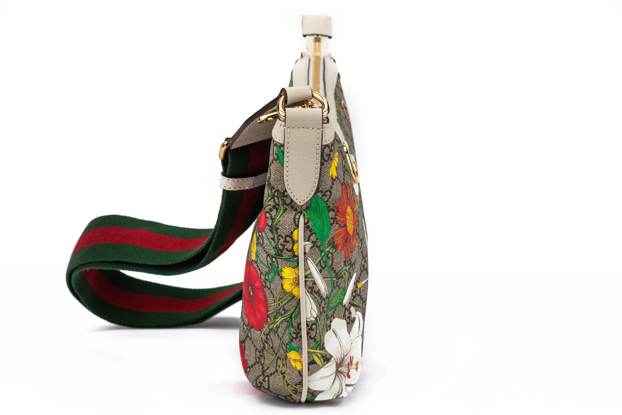 Gucci New Flora Cross Body bag In New Condition For Sale In West Hollywood, CA