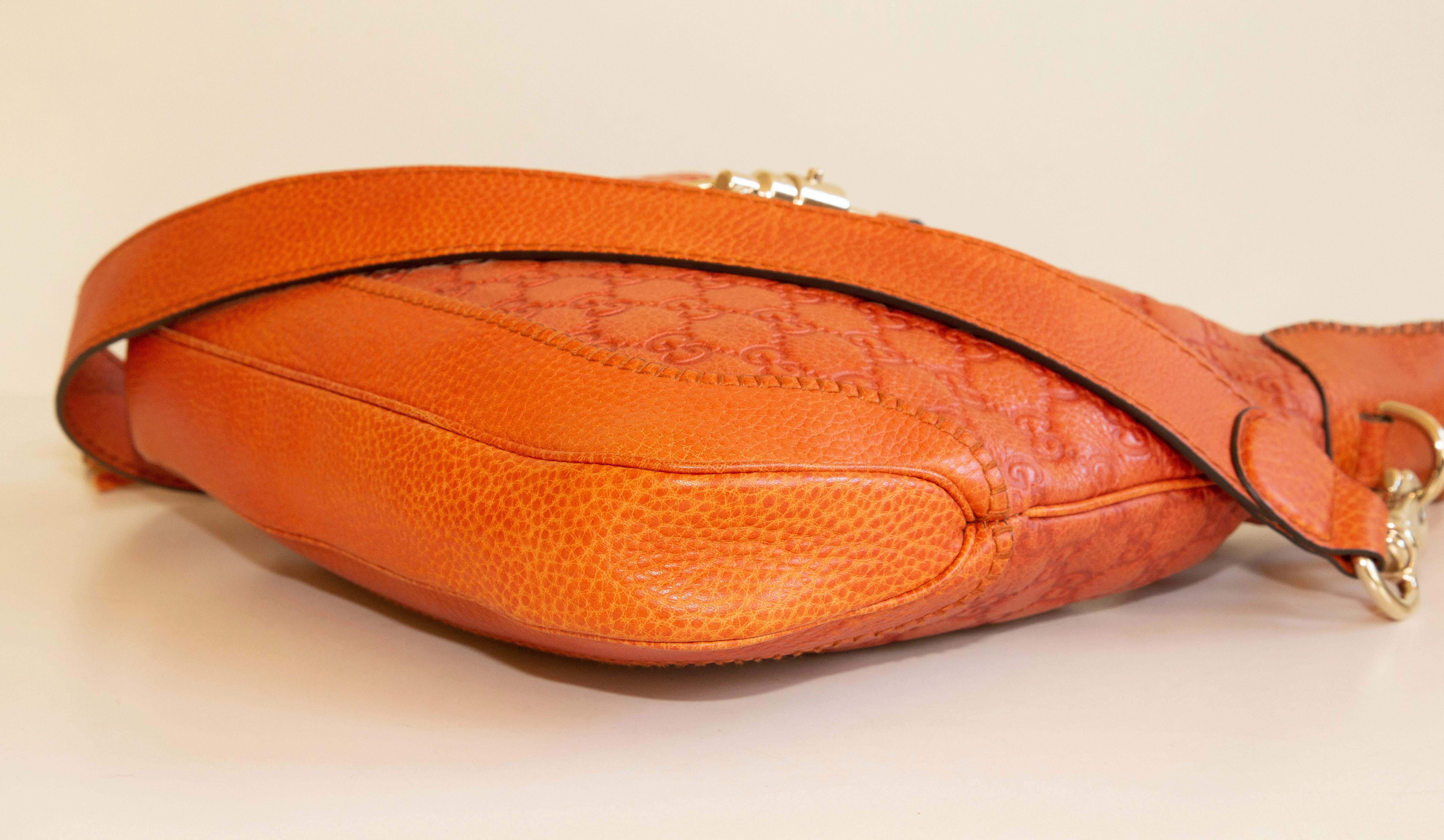 Gucci New Jackie Medium Shoulder Bag in Orange GG Guccissima Leather For Sale 2