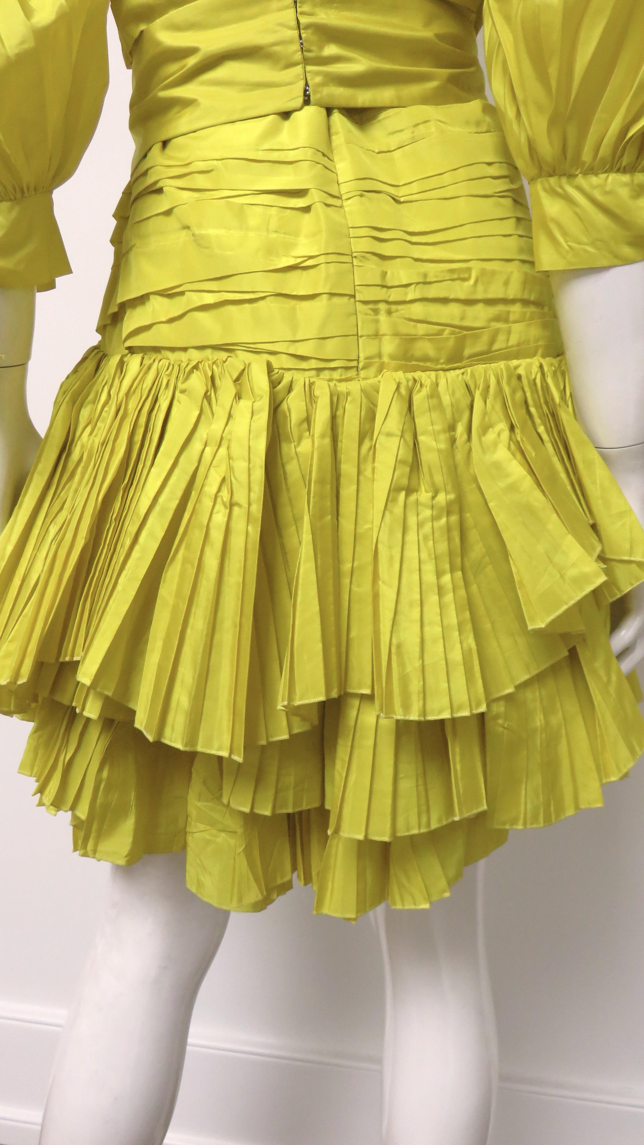 Gucci Nuevo Vestido de Seda con Volantes S/S 2018 en venta 7