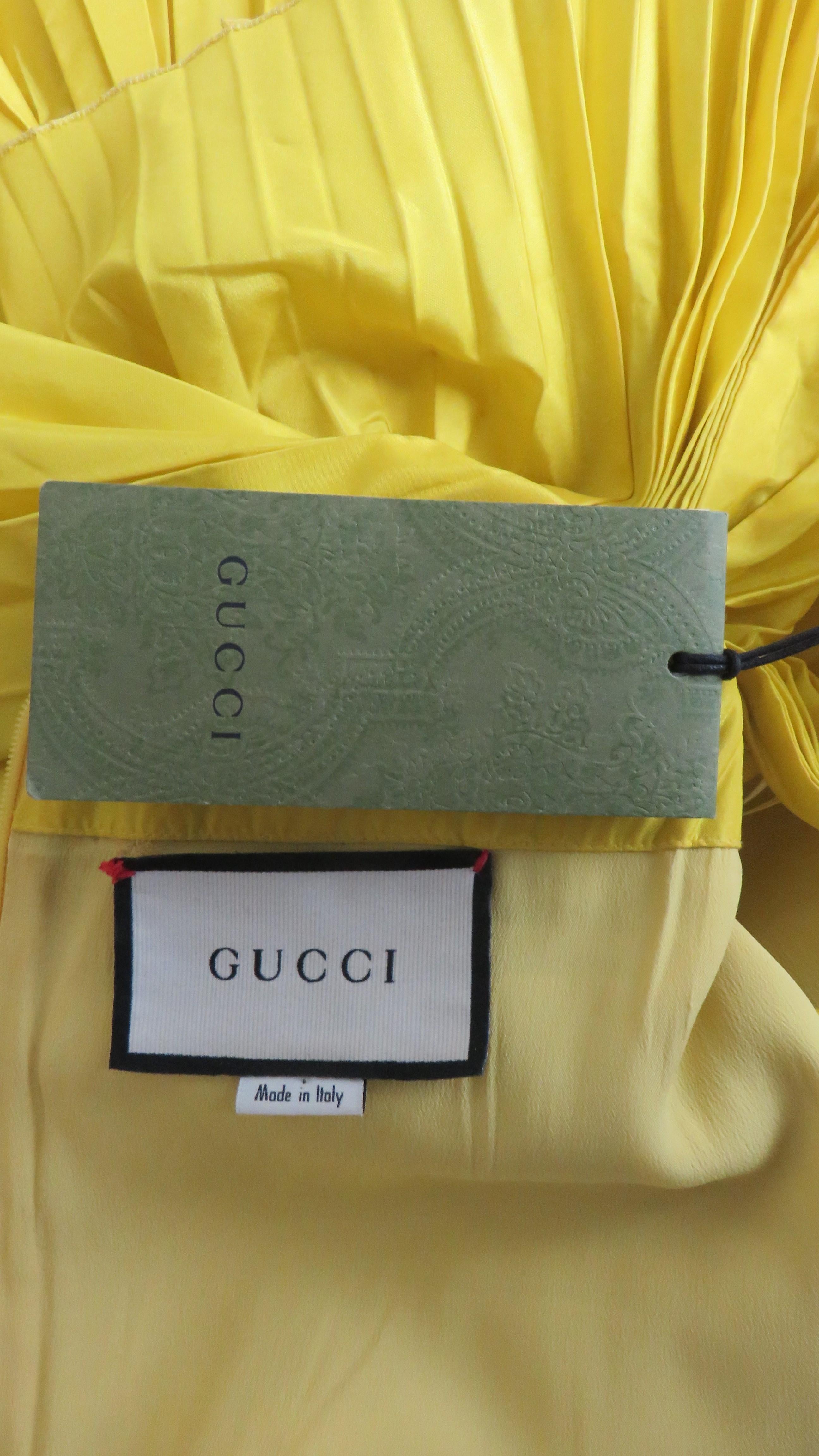 Gucci Nuevo Vestido de Seda con Volantes S/S 2018 en venta 9