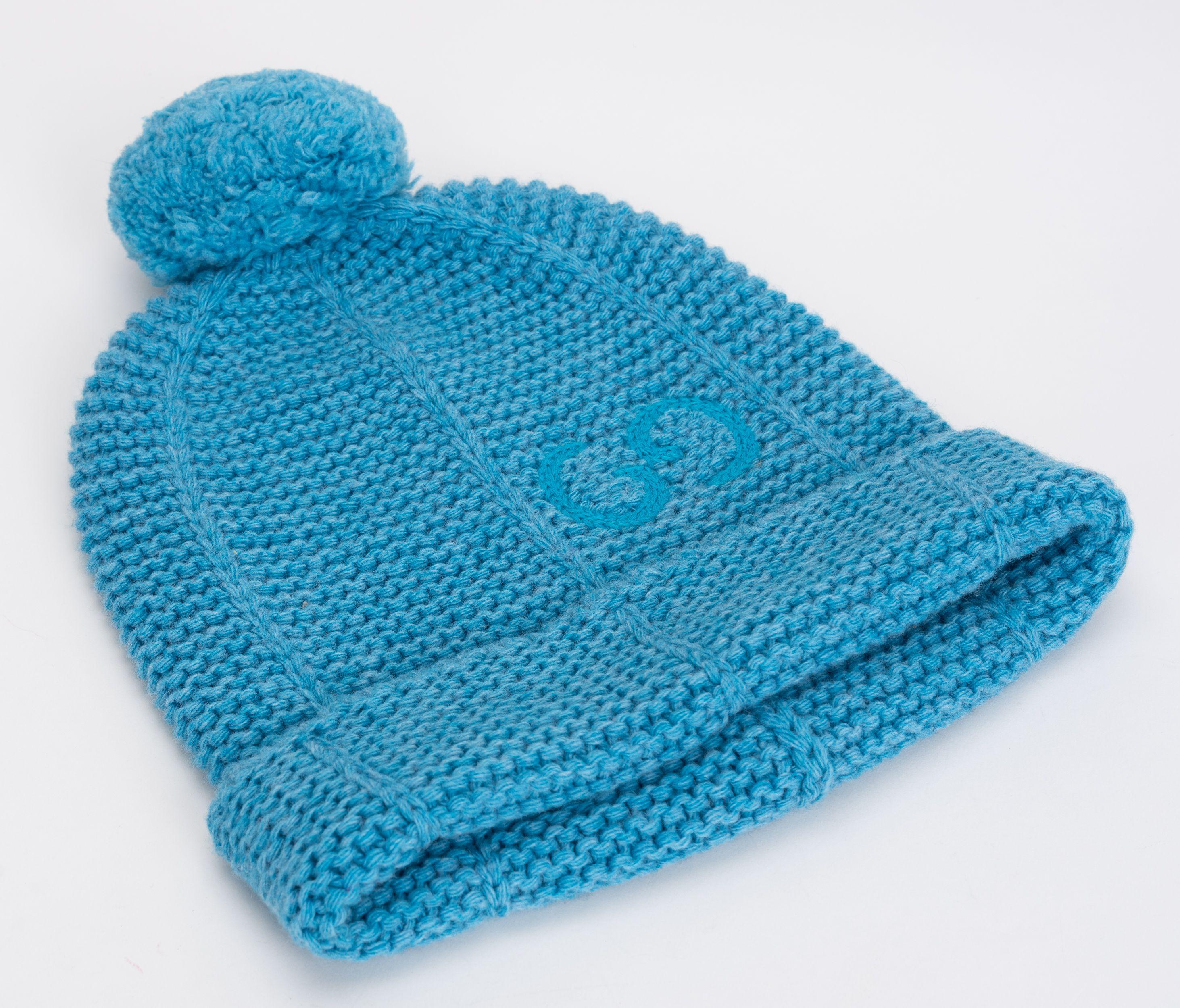 Gucci brand new unisex turquoise wool beanie, 100%wool, size large. Unworn condition.