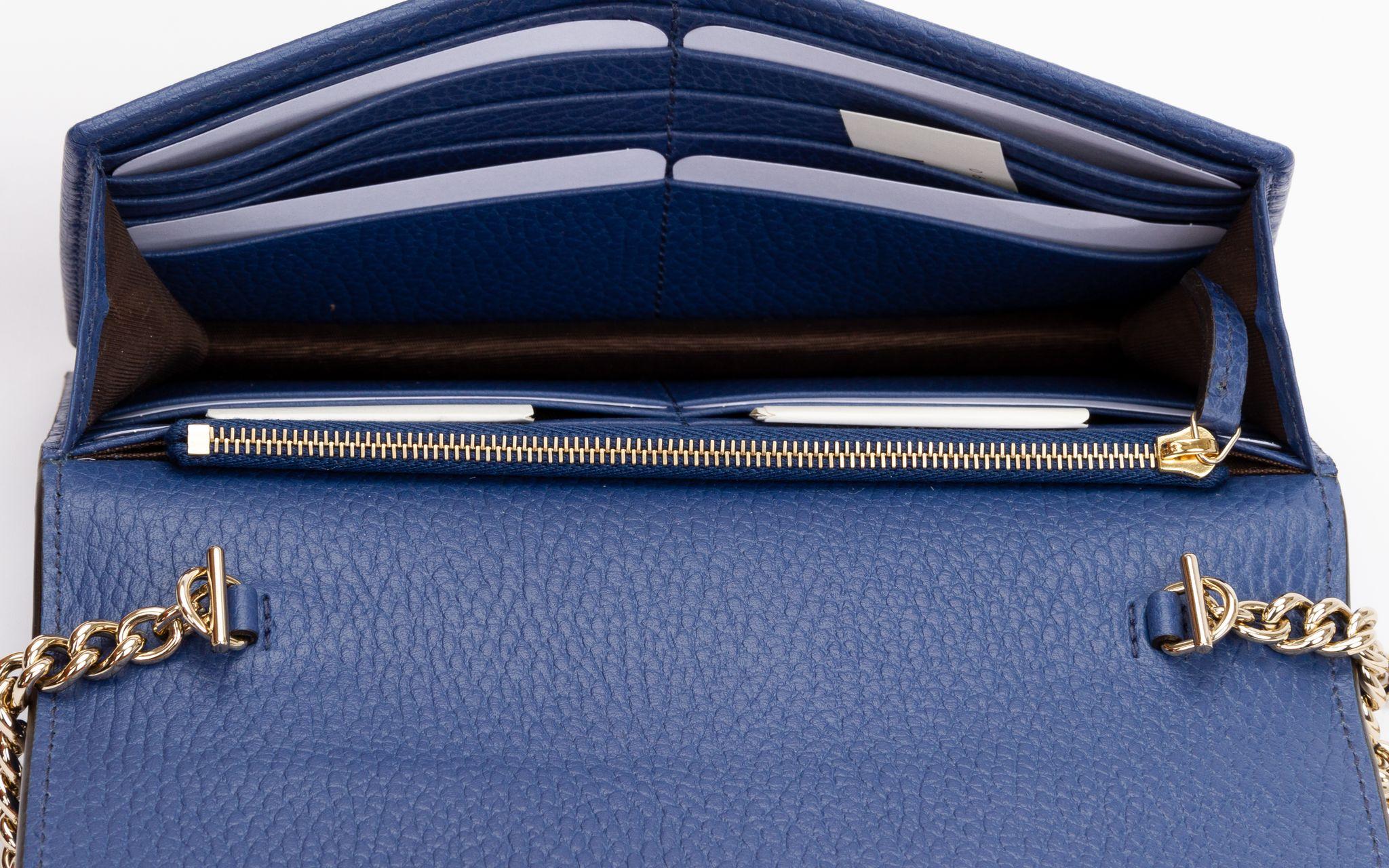 Women's Gucci NIB Blue Letaher Cross Body Bag For Sale