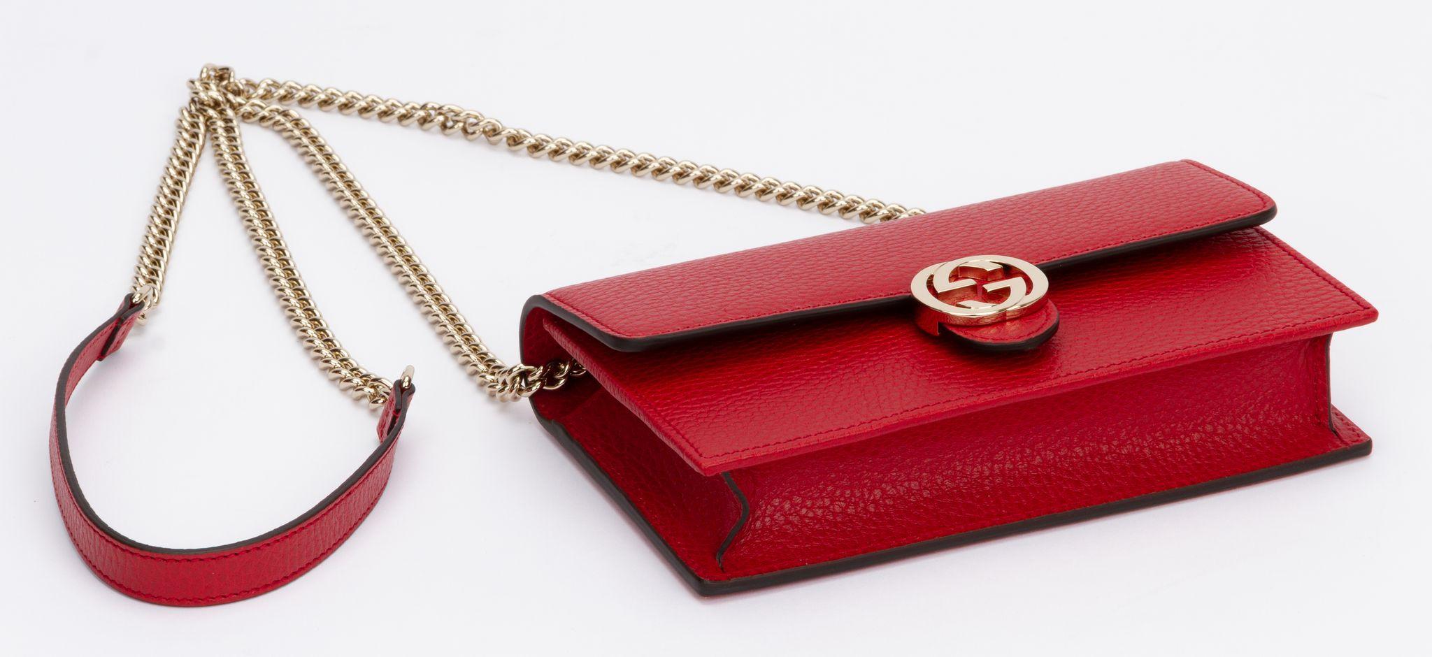 red gucci purse
