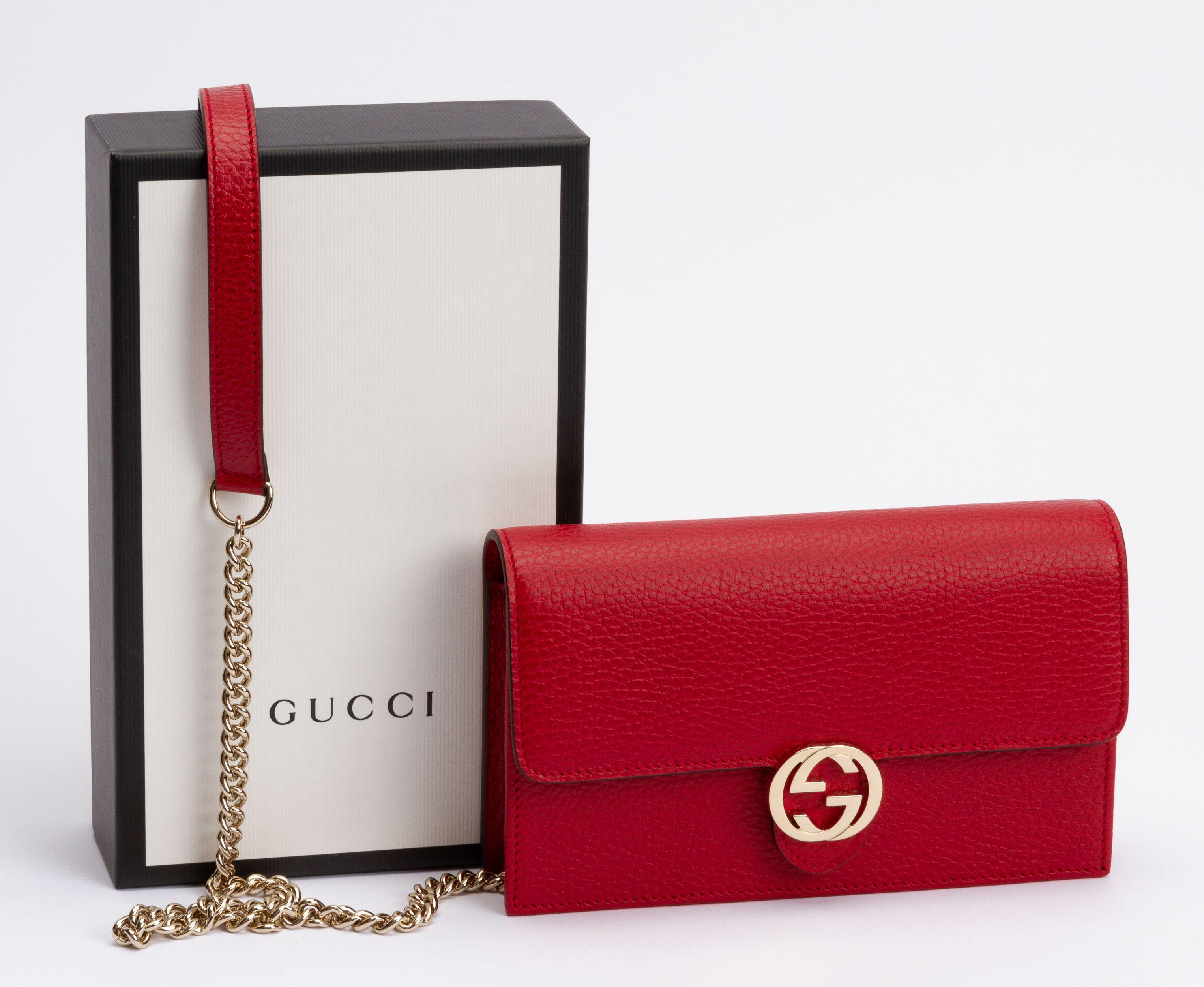 Gucci NIB Red Leather Cross Body Bag For Sale 1
