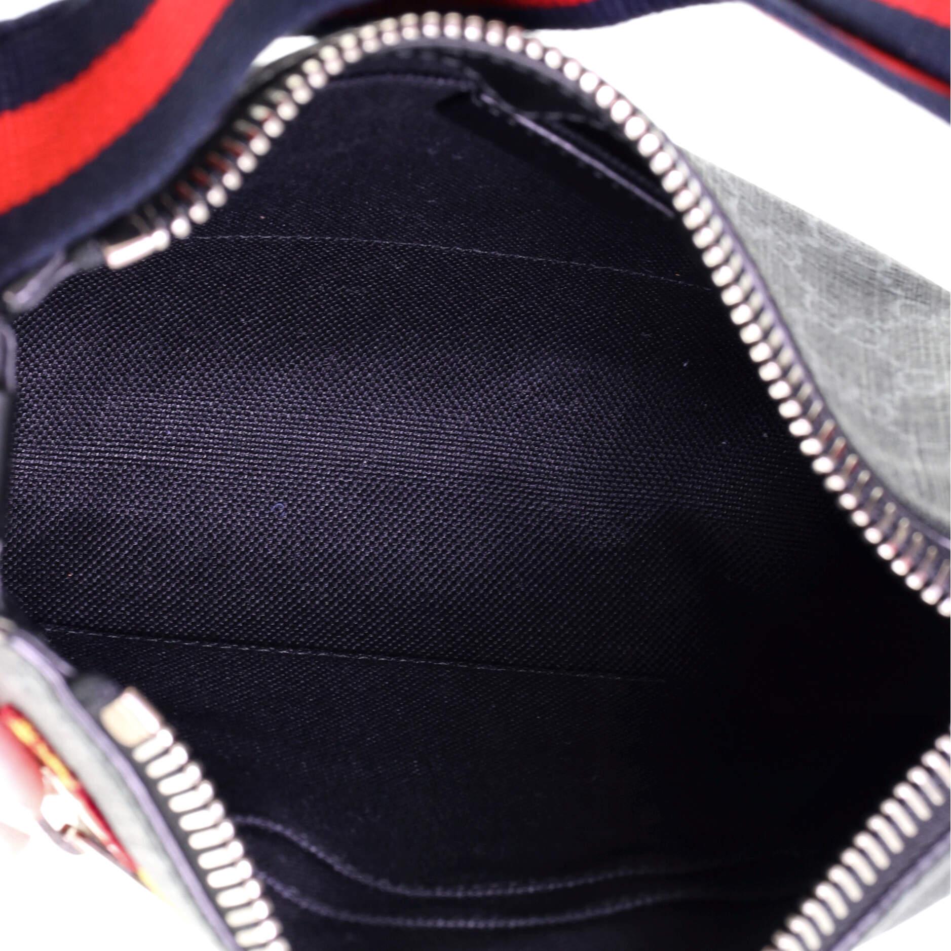 Gucci Night Courrier Messenger GG aus beschichtetem Segeltuch mit Reißverschluss und Applique (Schwarz)