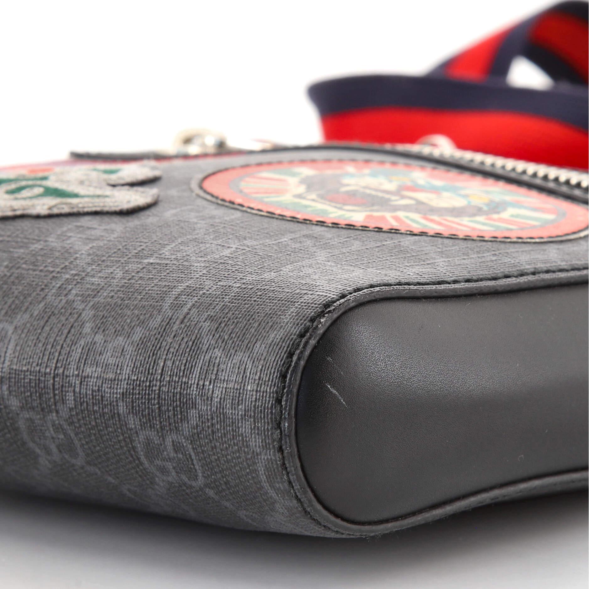  Gucci Night Courrier Zip Messenger GG en toile enduite avec applique Petit Unisexe 