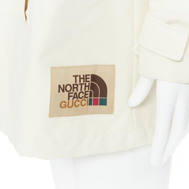 GUCCI NORTH FACE light beige nylon windbreaker anorak pullover jacket S
Reference: VACN/A00017
Brand: Gucci
Designer: Alessandro Michele
Model: North Face Anorak
Collection: 2020 - Runway
Material: Nylon
Color: Beige
Pattern: Solid
Closure: