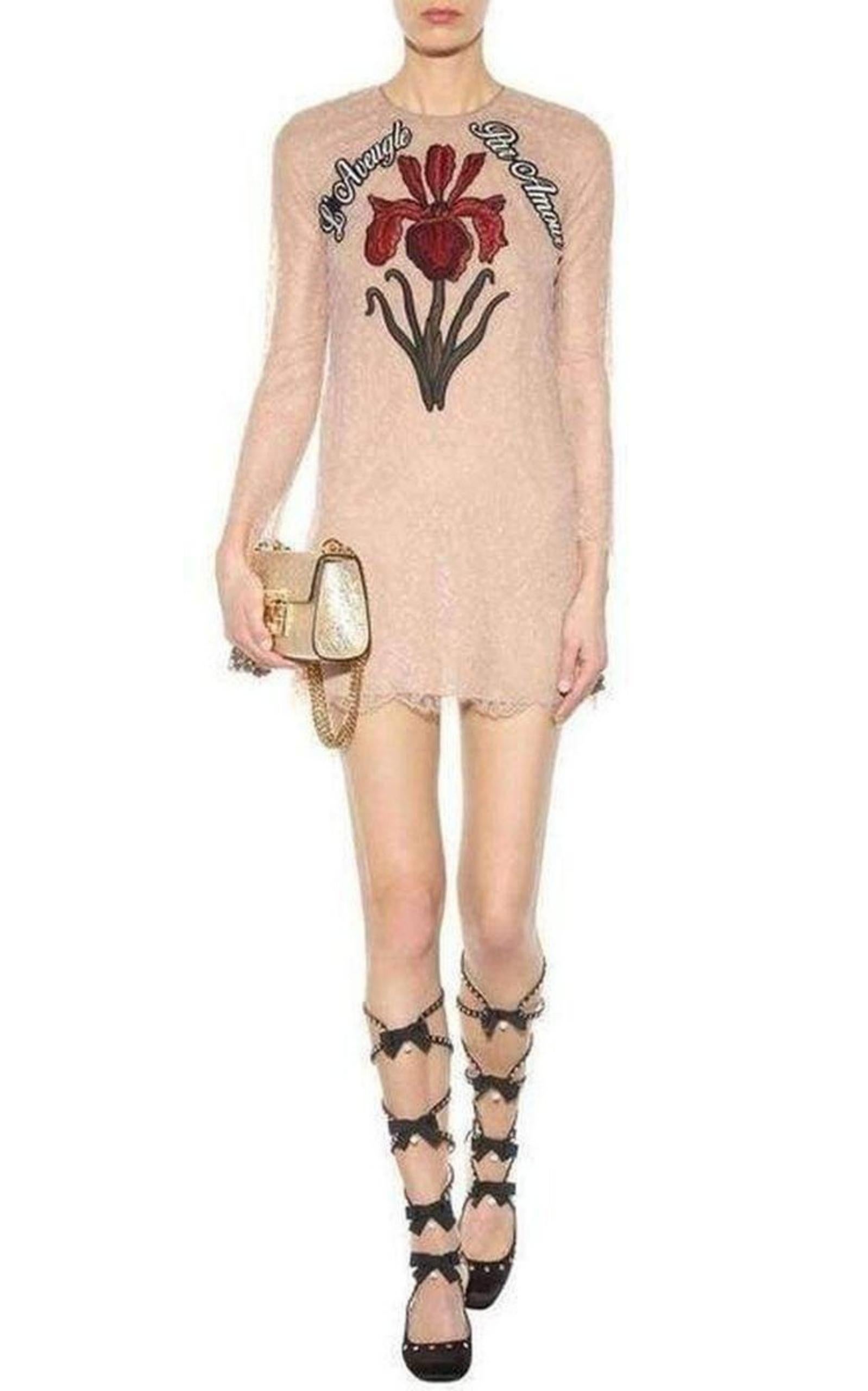 Women's Gucci Nude Lace Embroidered Runway Dress IT38 For Sale