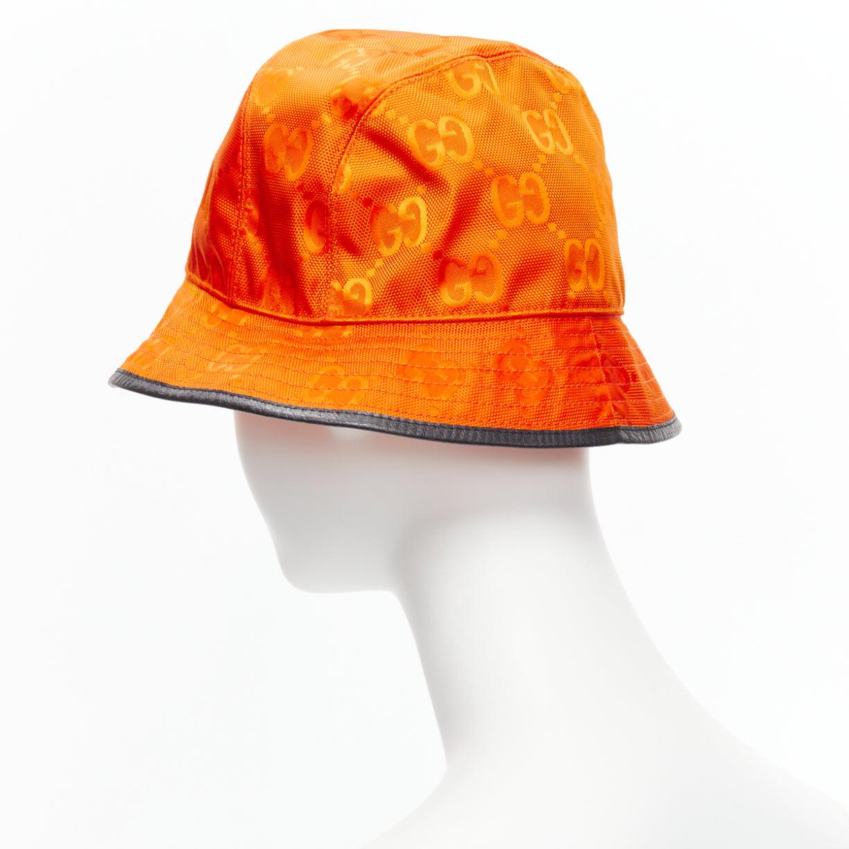 GUCCI Off The Grid orange GG monogram leather trim bucket hat M For Sale 1