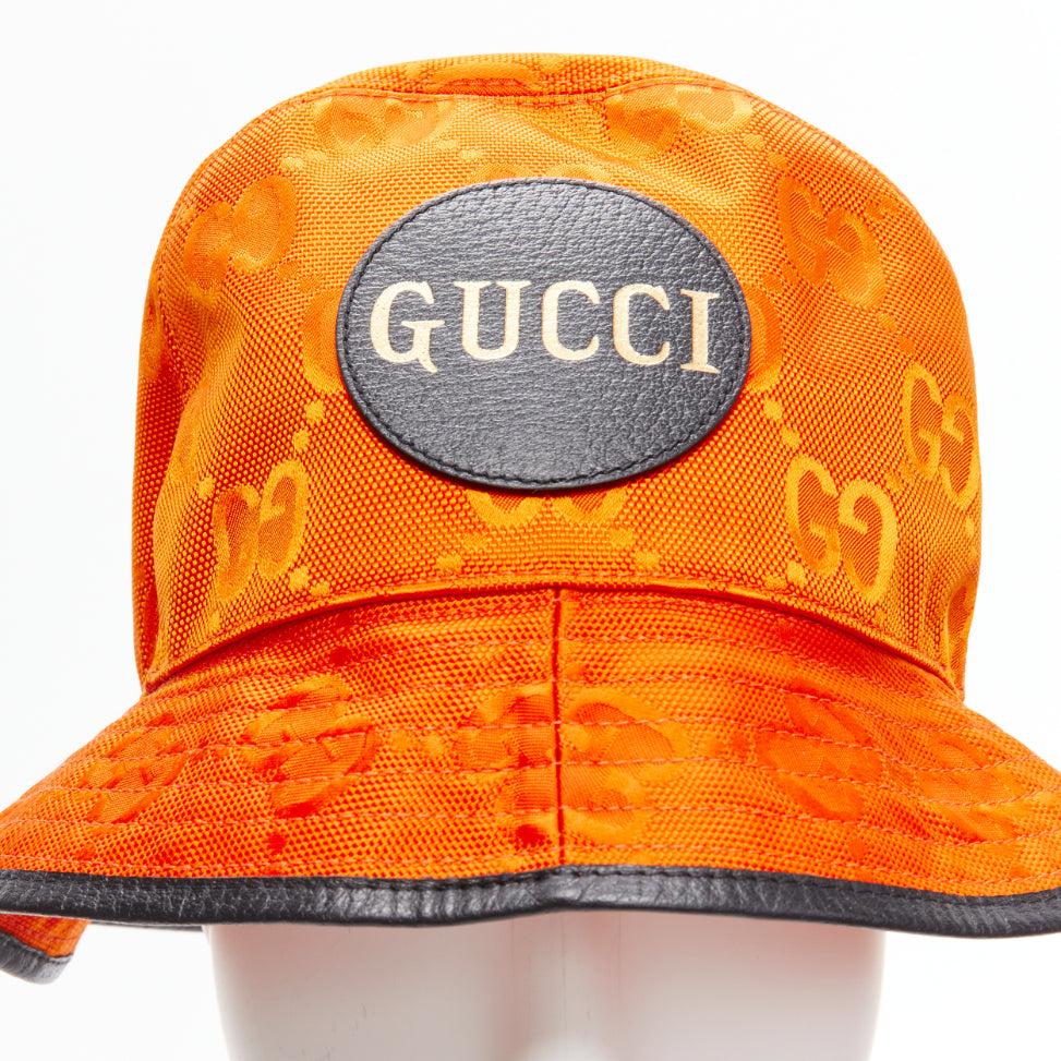 GUCCI Off The Grid orange GG monogram leather trim bucket hat M For Sale 2