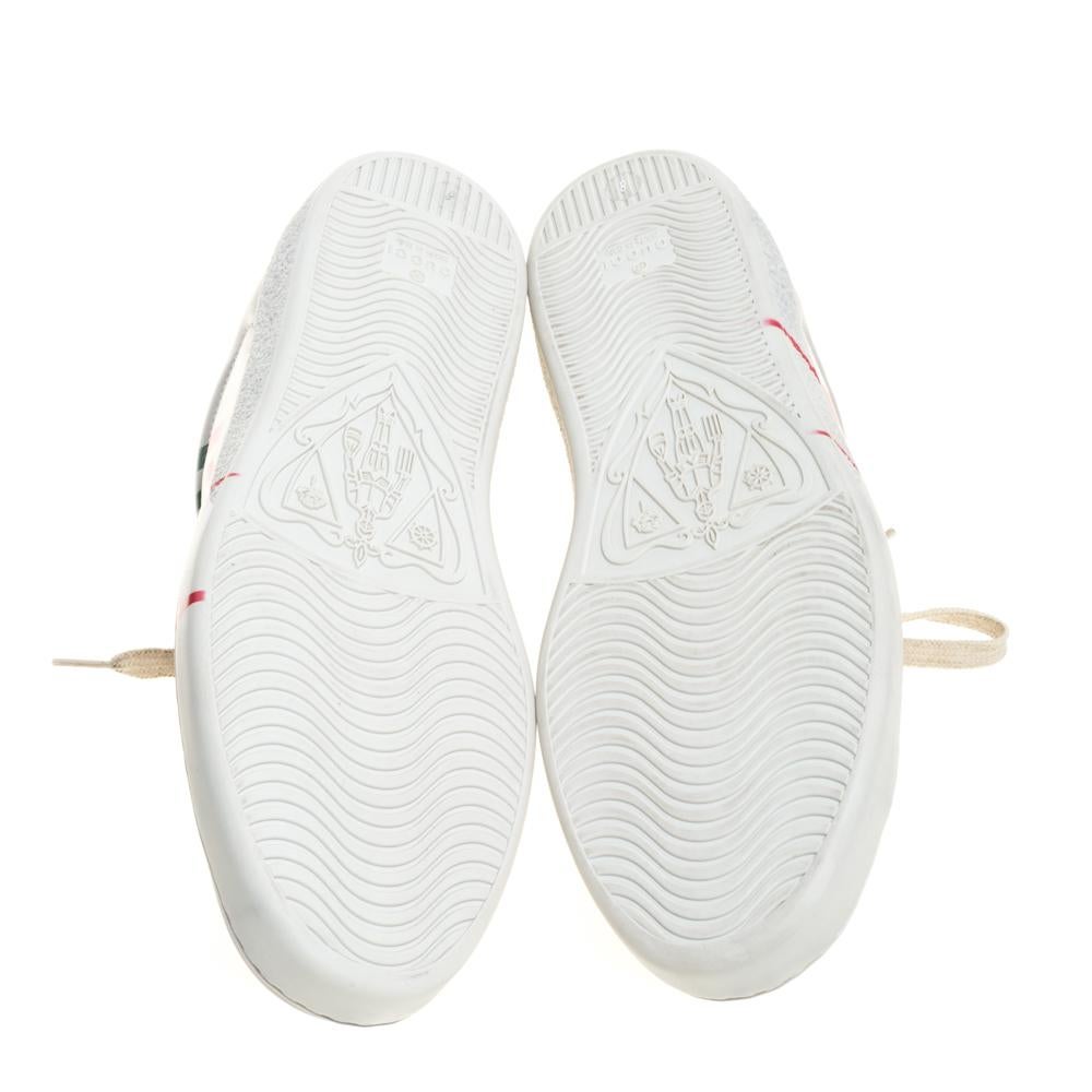 Gucci Off White Distressed Leather Ace Blade Print Low Top Sneakers Size 42 In New Condition In Dubai, Al Qouz 2