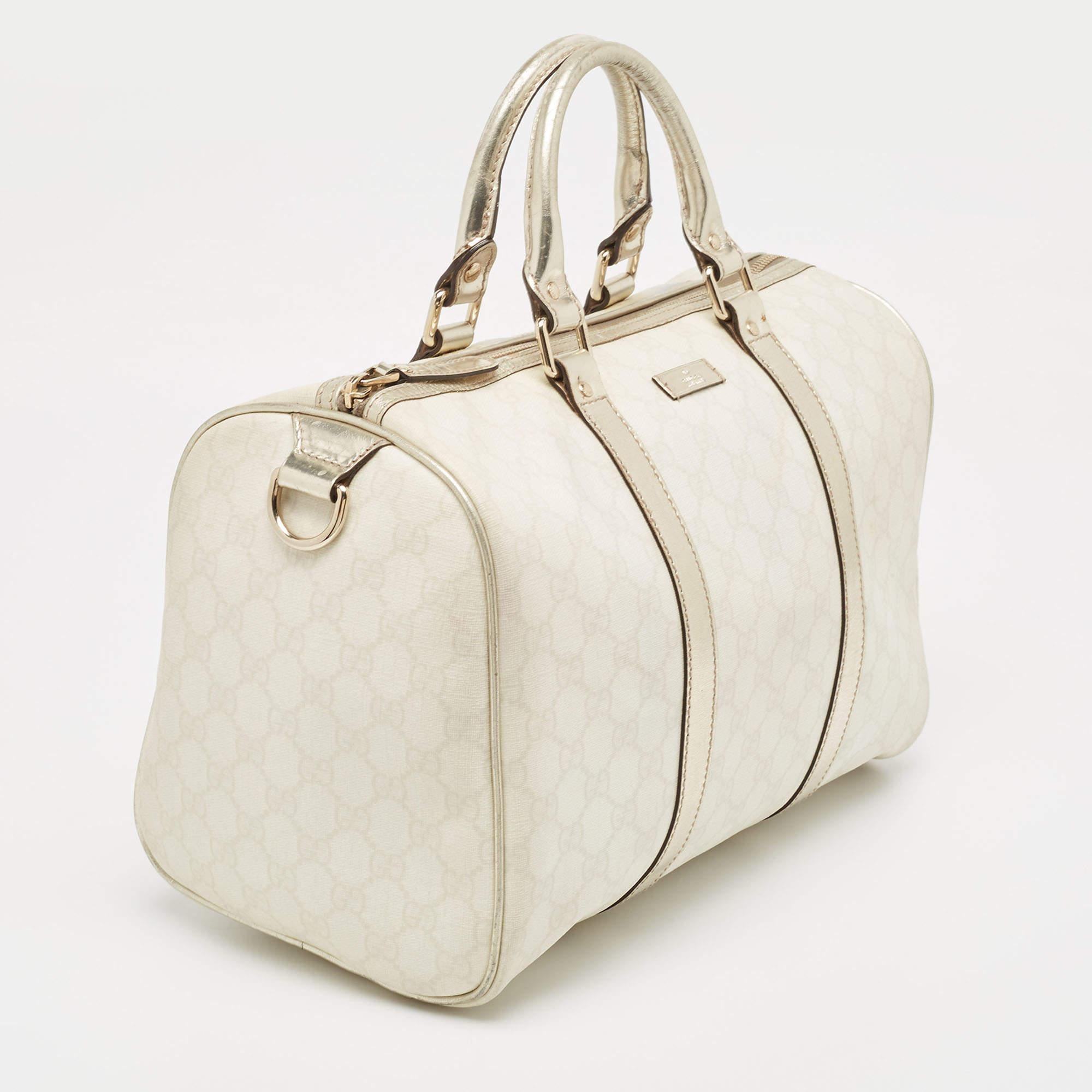 Gucci Off White/Gold GG Supreme Canvas and Glossy Leather Medium Joy Boston Bag In Fair Condition In Dubai, Al Qouz 2