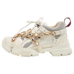 Gucci Baskets épaisses en cuir et maille blanc cassé Flashtrek, Taille 40