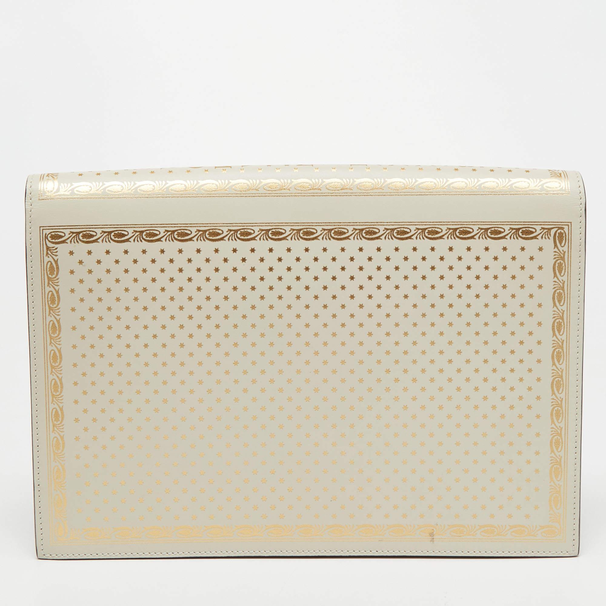 Women's Gucci Off White Leather Guccy Portfolio Clutch For Sale