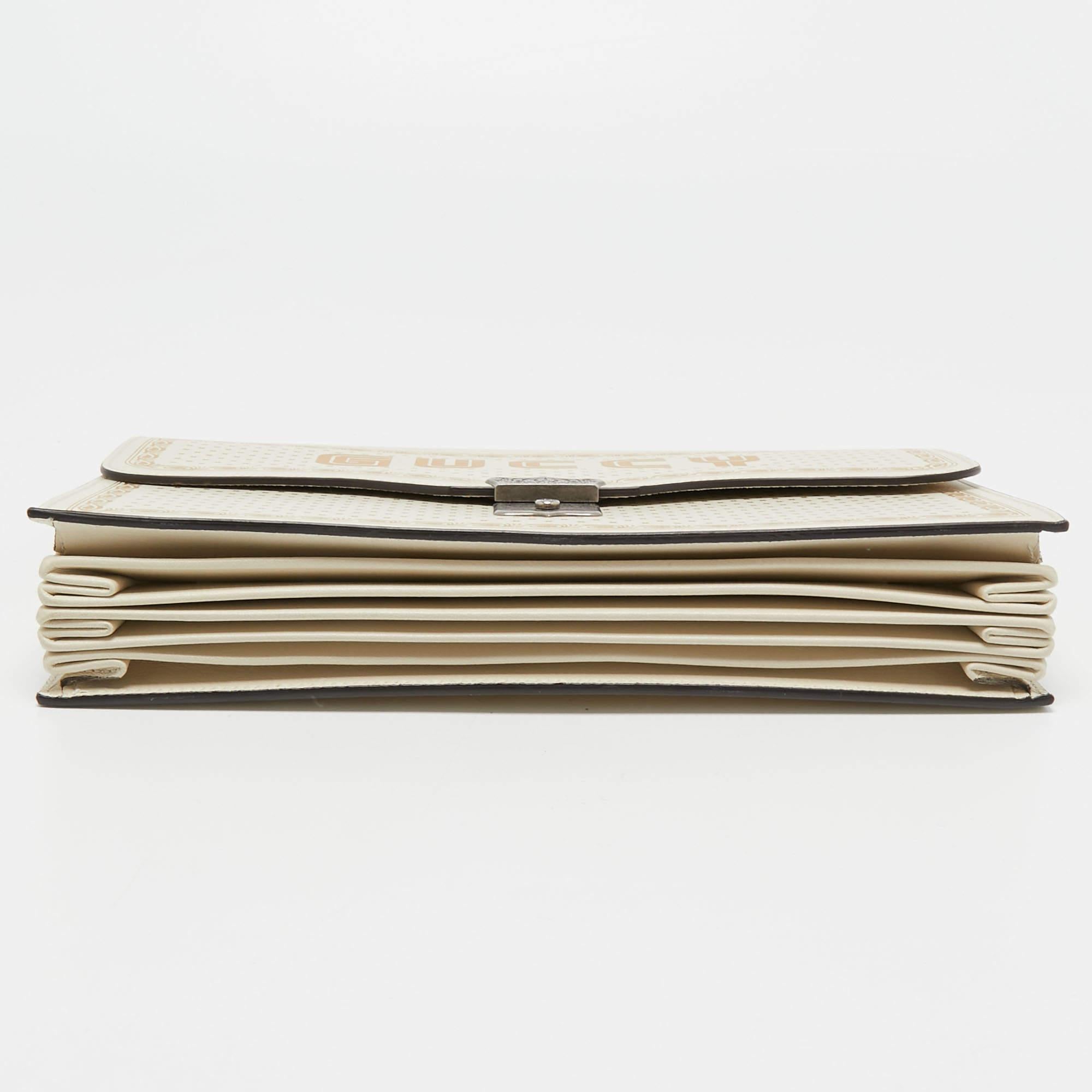 Gucci Off White Leather Guccy Portfolio Clutch For Sale 3