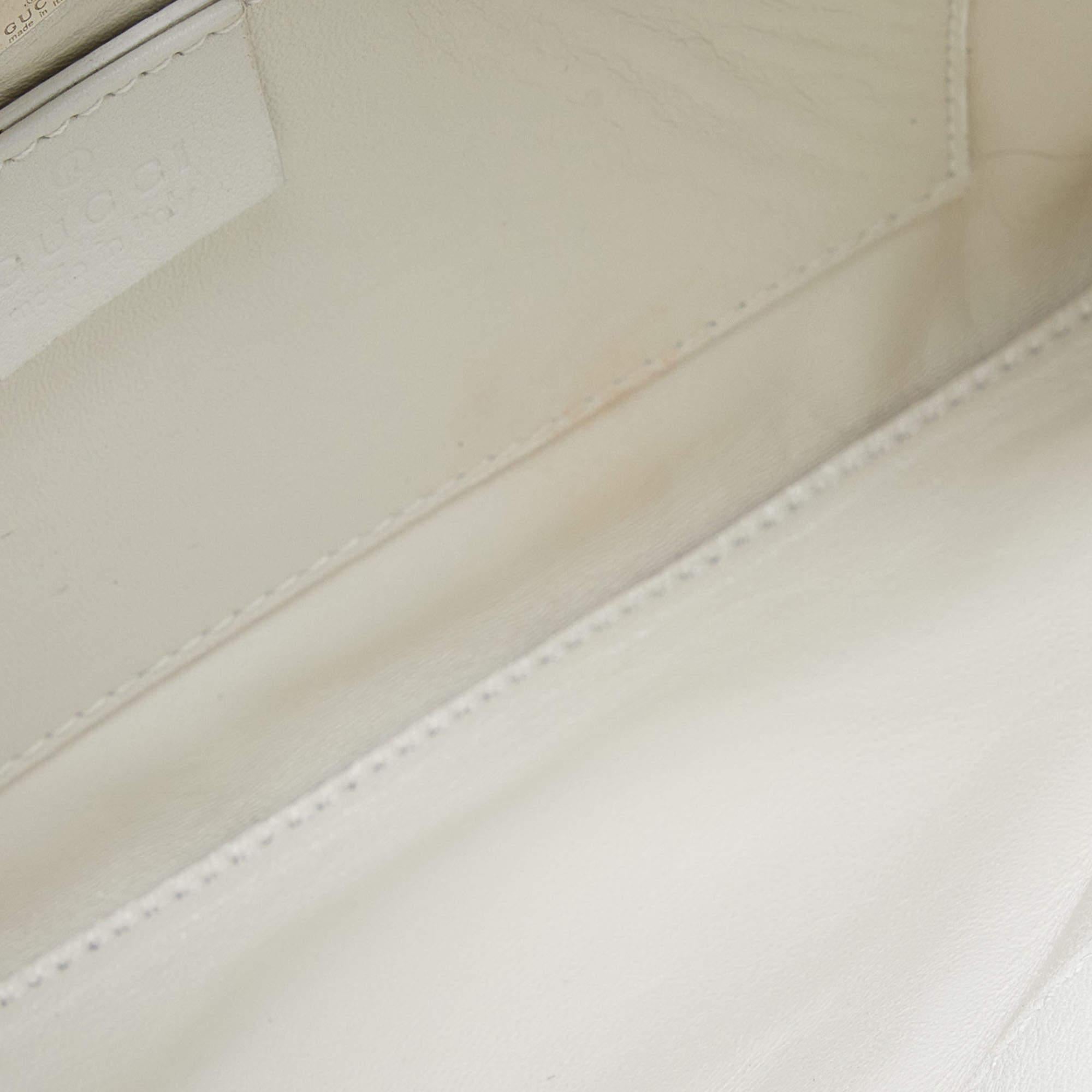 Gucci Off White Leather Hobo In Fair Condition For Sale In Dubai, Al Qouz 2