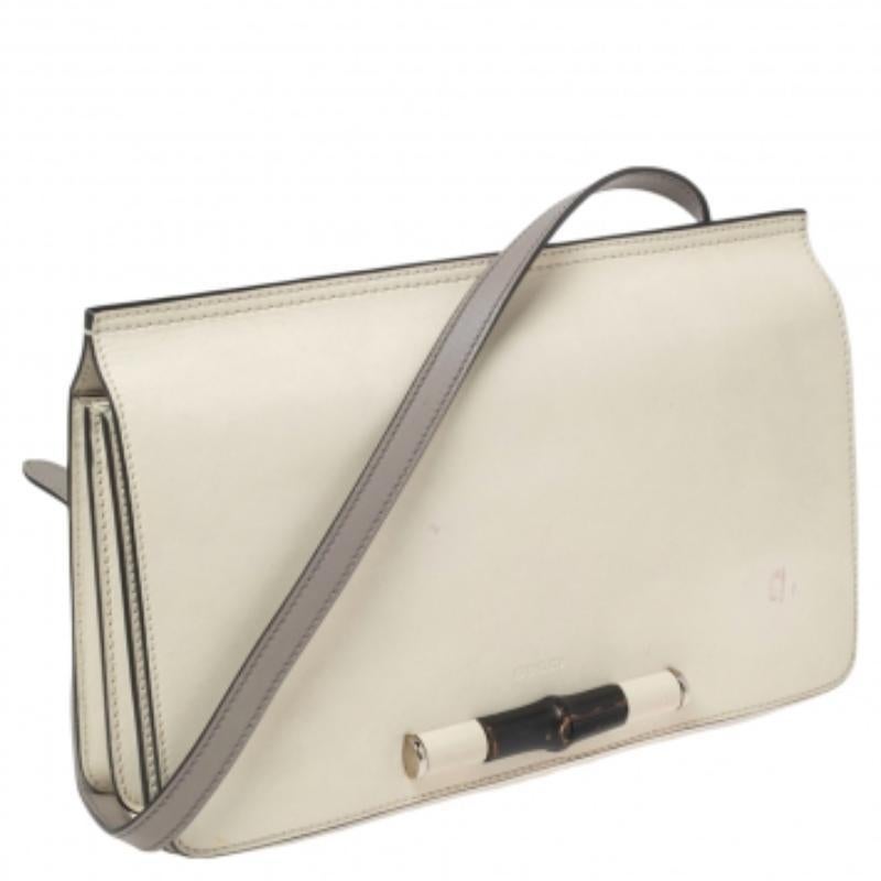 Gucci - Sac à rabat Lady Bamboo en cuir blanc cassé en vente 2