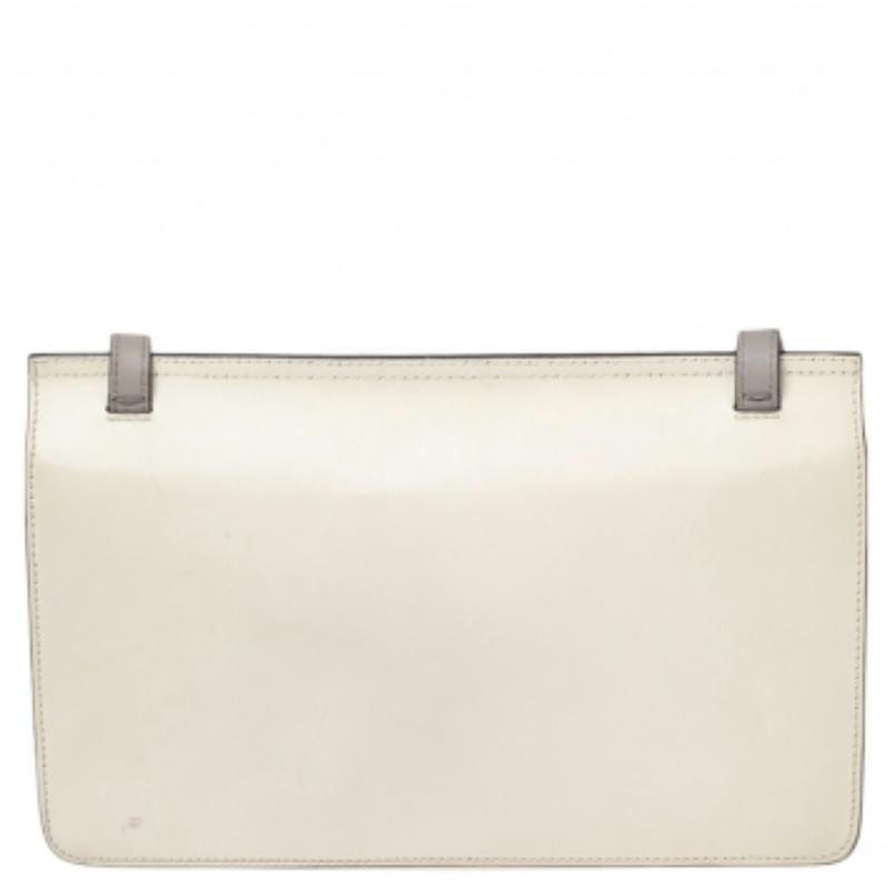 Gucci - Sac à rabat Lady Bamboo en cuir blanc cassé en vente 3