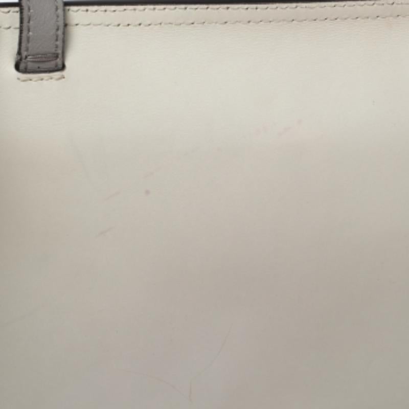 Gucci - Sac à rabat Lady Bamboo en cuir blanc cassé en vente 4