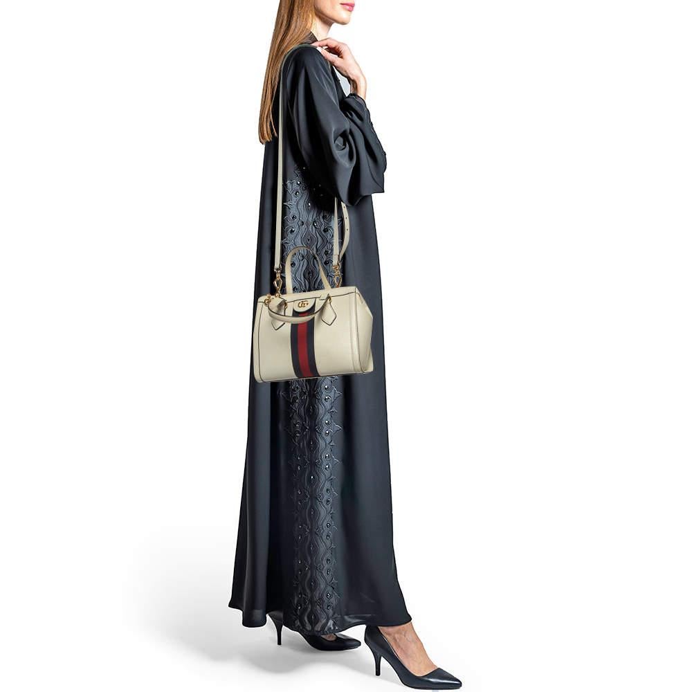 Gucci Off-White Kleine Ophidia-Tasche aus Leder im Zustand „Gut“ im Angebot in Dubai, Al Qouz 2