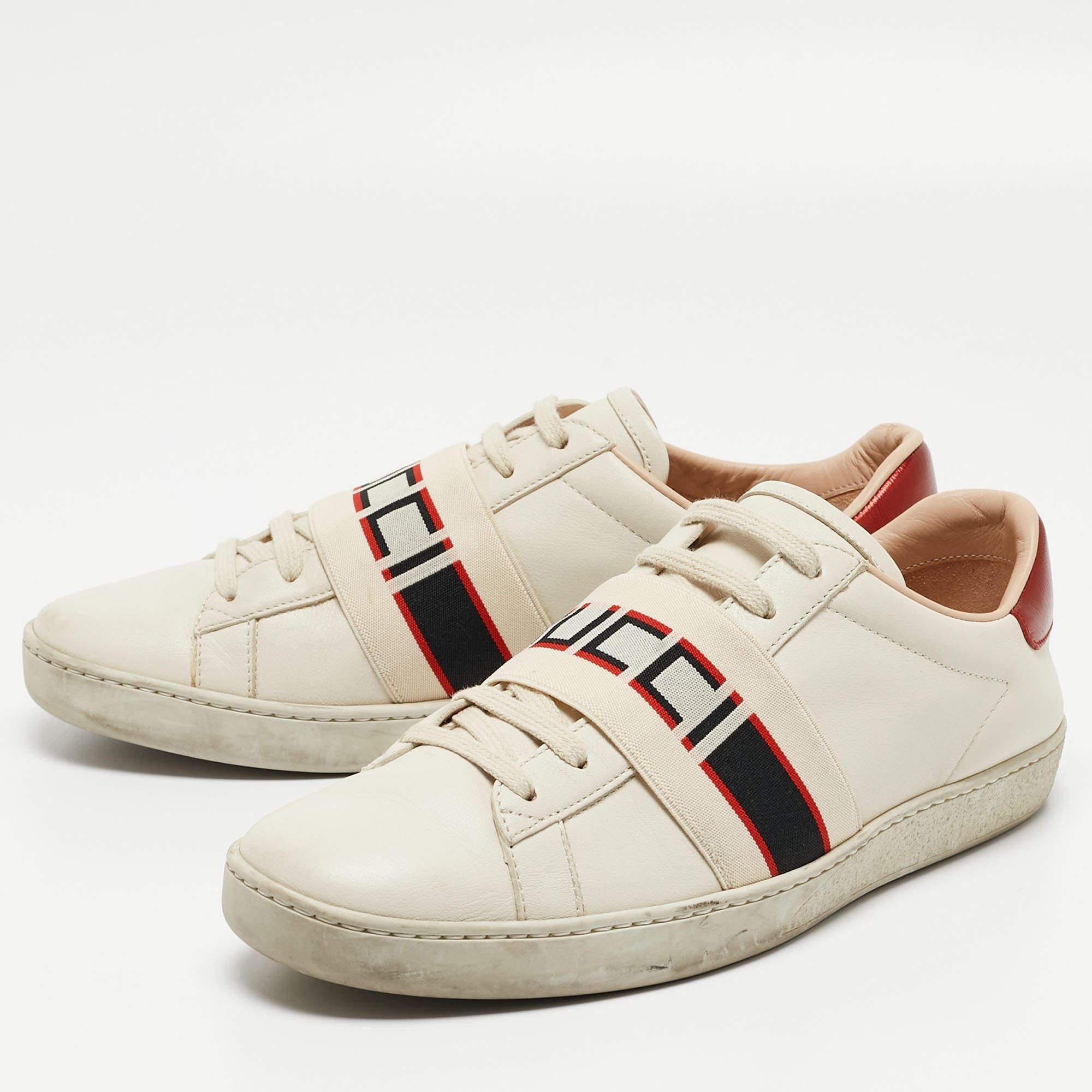 Gucci Off White/Red Leather Ace Stripe Sneakers Size 39 For Sale 3