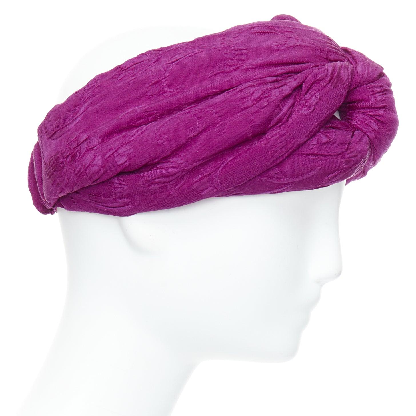 GUCCI Old Hollywood lila Seidenbrokat-Knoten-Turban-Stirnband 57cm M im Zustand „Hervorragend“ im Angebot in Hong Kong, NT