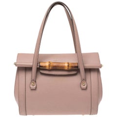 Gucci - Sac en cuir vieux rose de taille moyenne New Bullet Bamboo