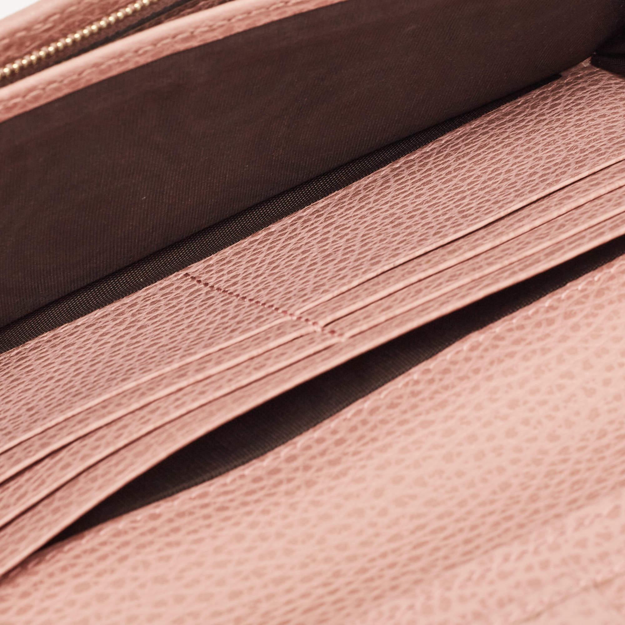 Beige Gucci  Portafoglio continentale Swing in pelle Old Rose in vendita