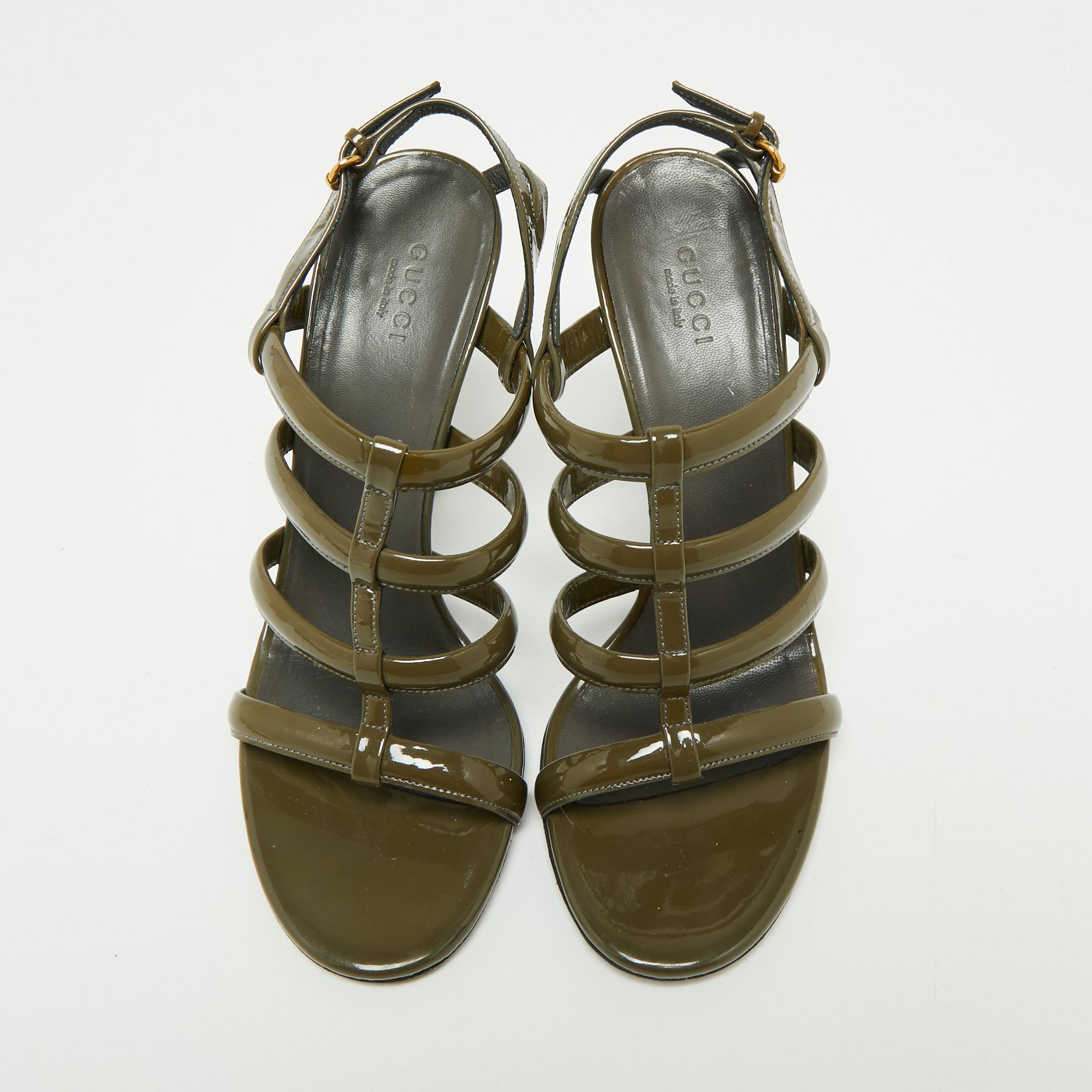 Gucci Olive Green Patent Leather Ankle Strap Gladiator Sandals Size 38 In Good Condition In Dubai, Al Qouz 2