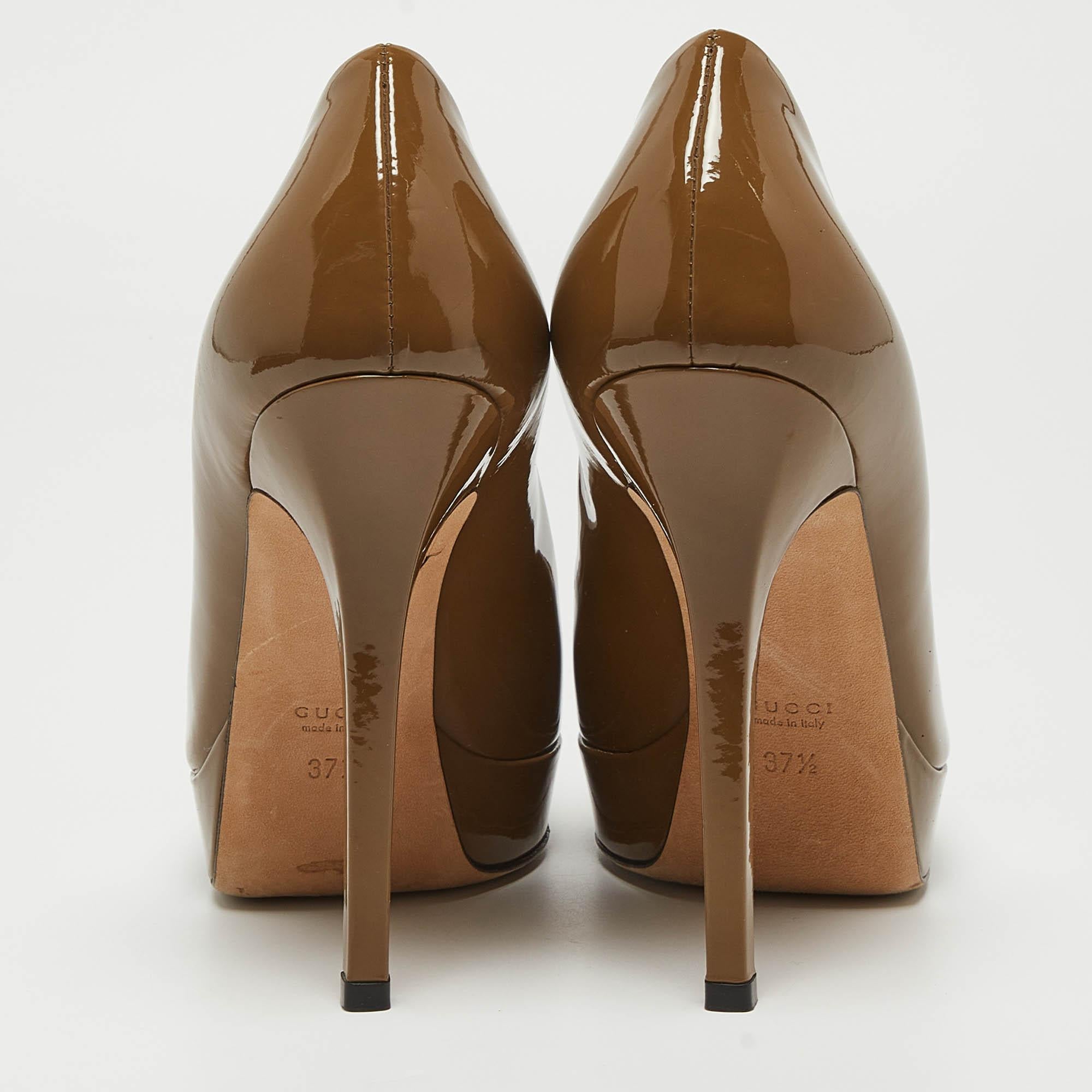Women's Gucci Olive Green Patent Leather Platform Pumps Size 37.5 For Sale