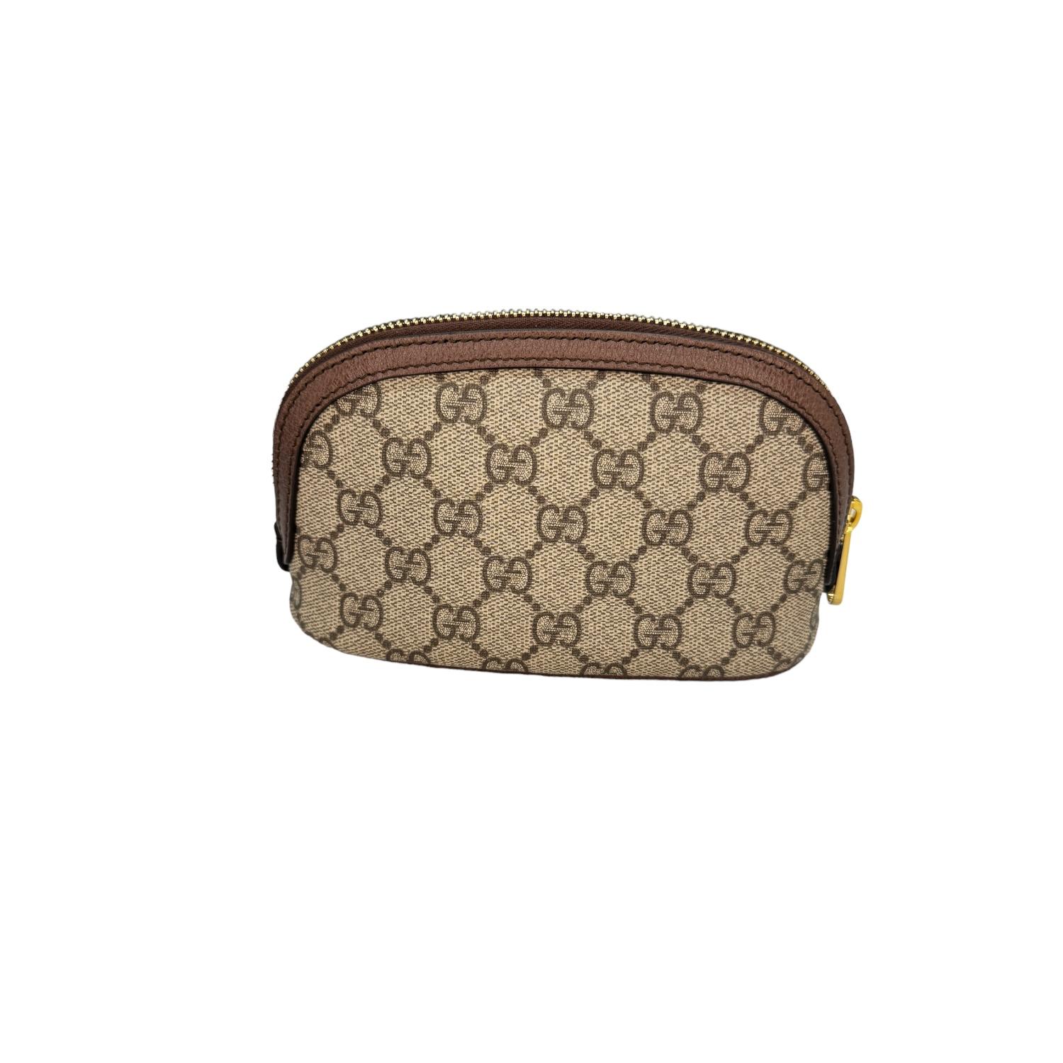 Gucci GG Supreme Monogram Textured Calfskin Web Medium Ophidia Cosmetic Case. This stylish cosmetic case is crafted of Gucci GG supreme monogram coated canvas, with brown leather trim. The bag features an interlocking GG logo and a green and red web