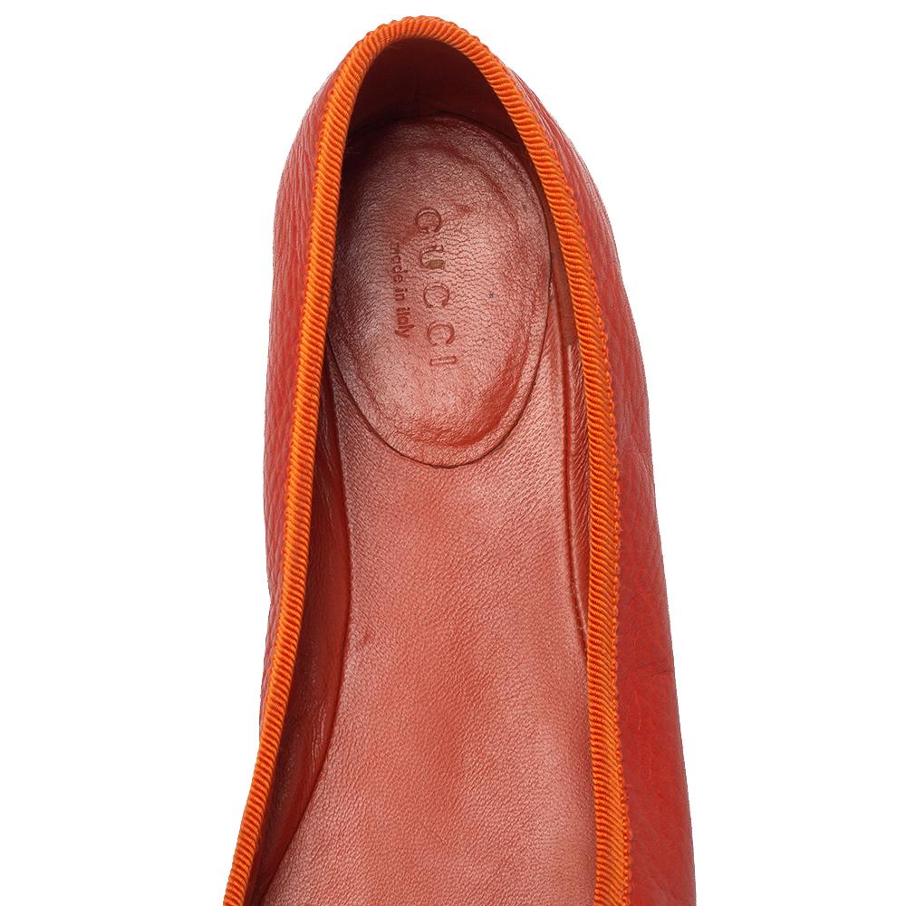 Women's Gucci Orange Leather GG Interlocking Ballet Flats Size 37