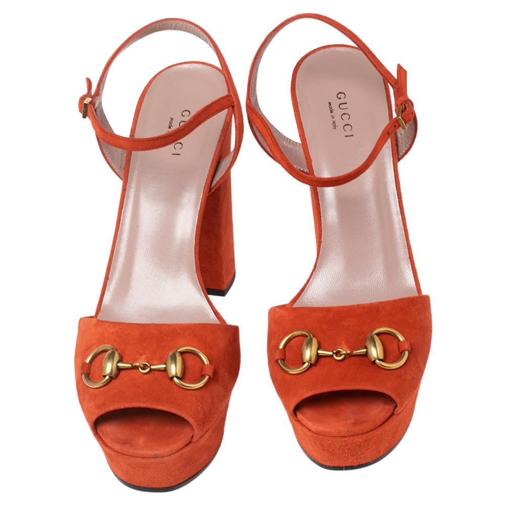 Gucci Orange Suede Horsebit Platform Ankle Strap Sandals Size 38 In Good Condition In Dubai, Al Qouz 2