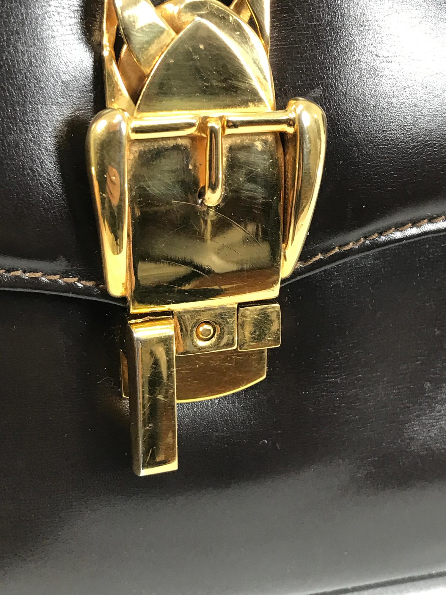 Gucci - Sac porté épaule original Sylvie en cuir brun chocolat et accessoires dorés, 1969 en vente 7