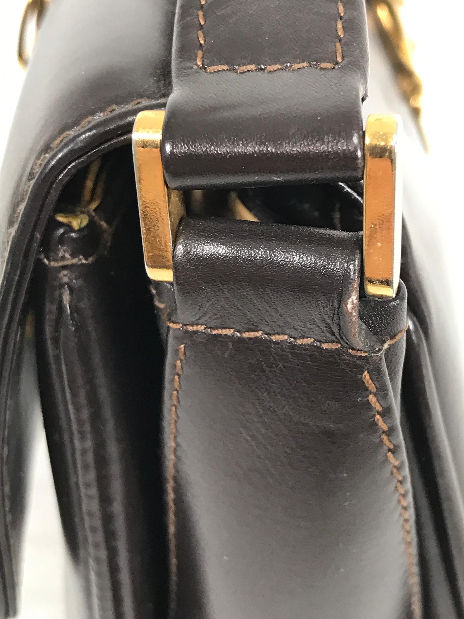 Women's or Men's Gucci Original Sylvie Shoulder bag 1969 Chocolate Brown Leather & Gold Hardware For Sale