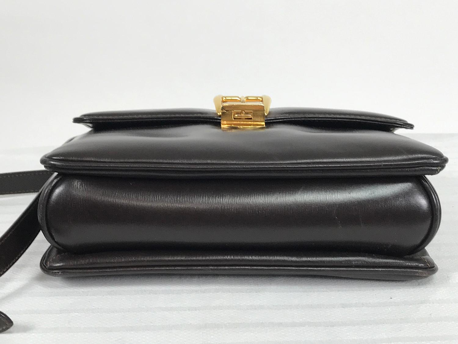 Gucci Original Sylvie Shoulder bag 1969 Chocolate Brown Leather & Gold Hardware For Sale 1