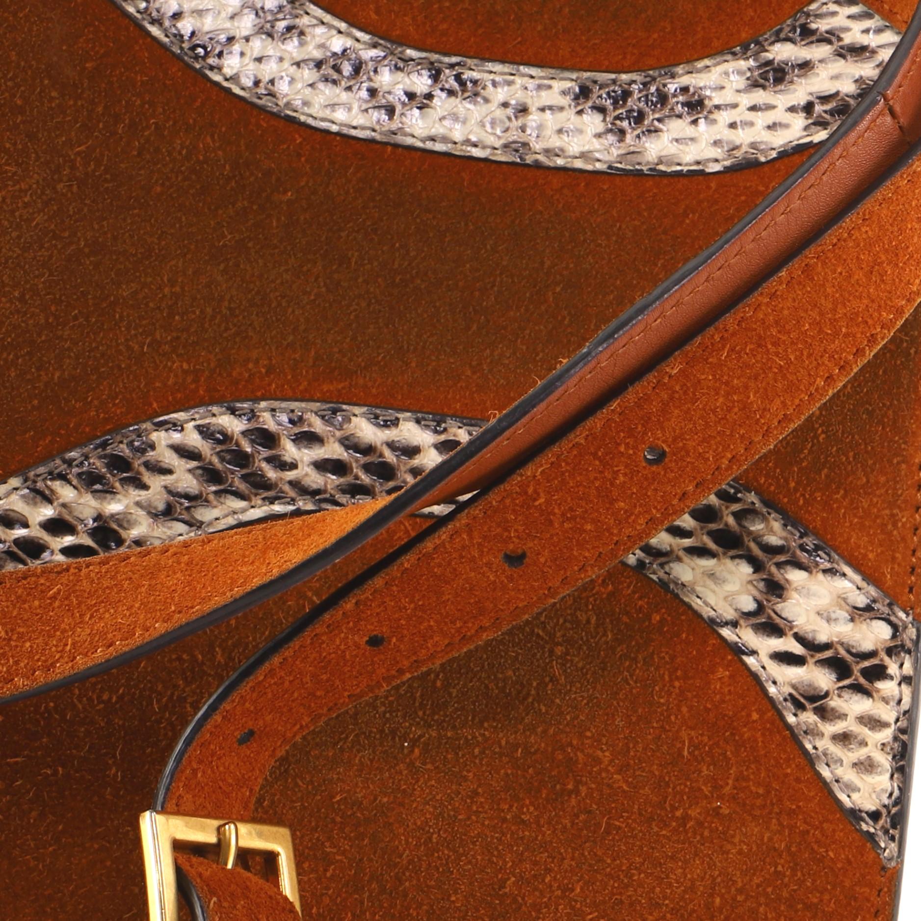 Gucci Osiride Quadratische Umhängetasche aus Wildleder mit Python 4