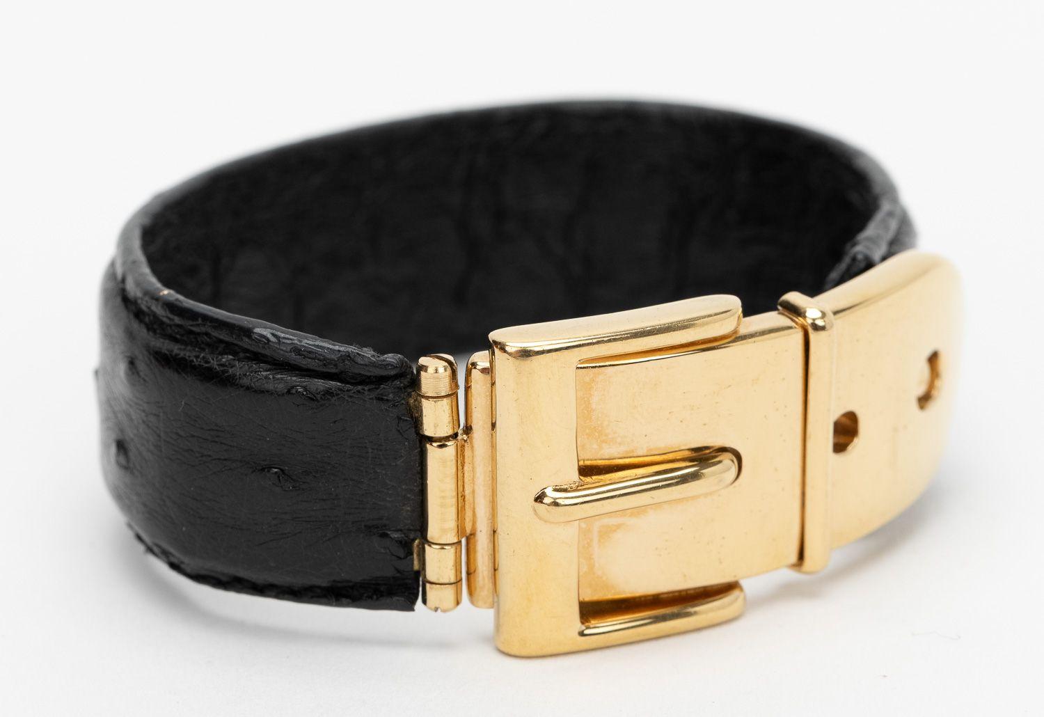 Gucci Ostrich Buckle Hinge Cuff Bracelet In Excellent Condition For Sale In West Hollywood, CA