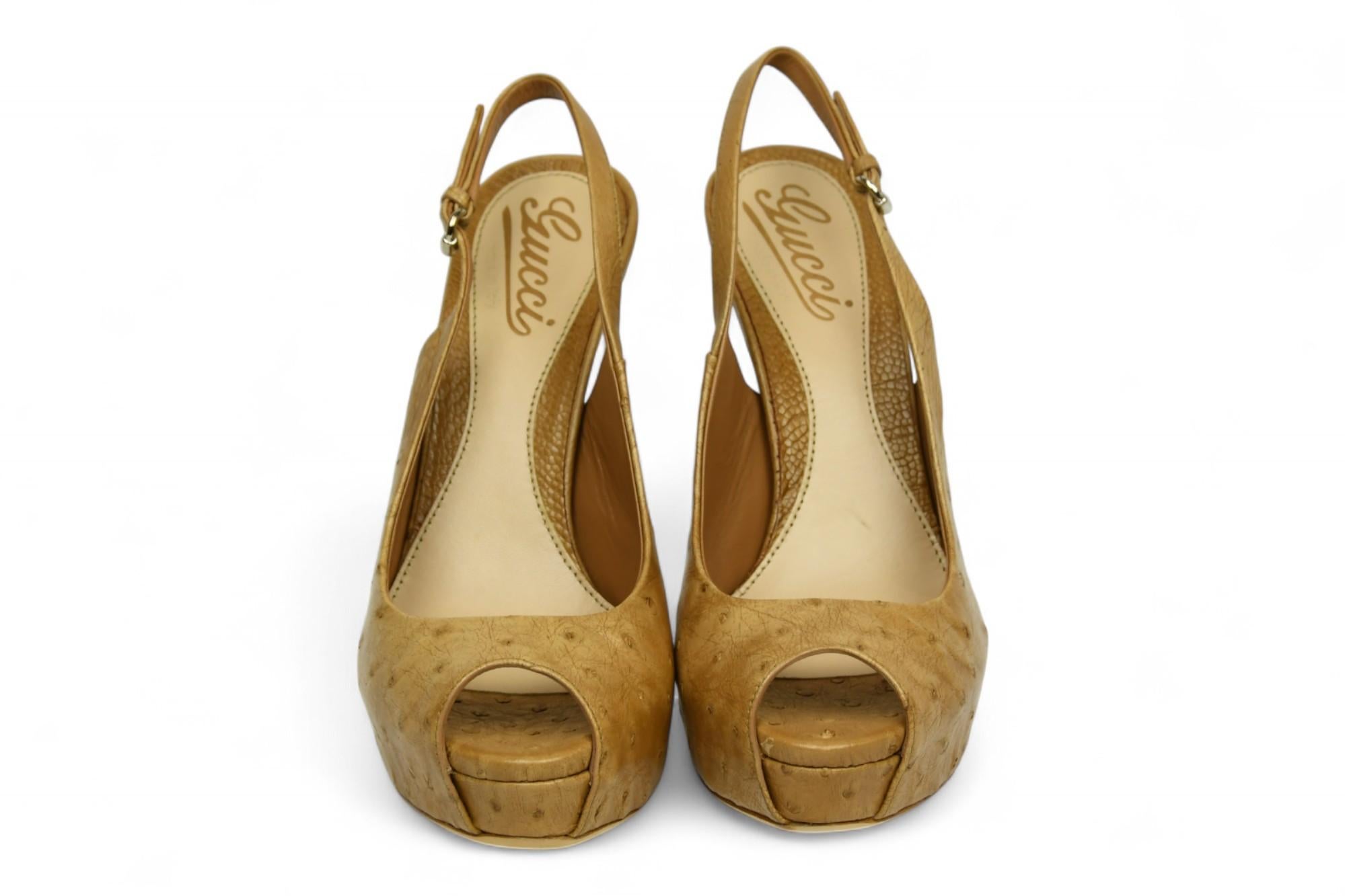 Donna Gucci: tacchi a spillo in pelle di struzzo  Taglia 6,5 US in vendita