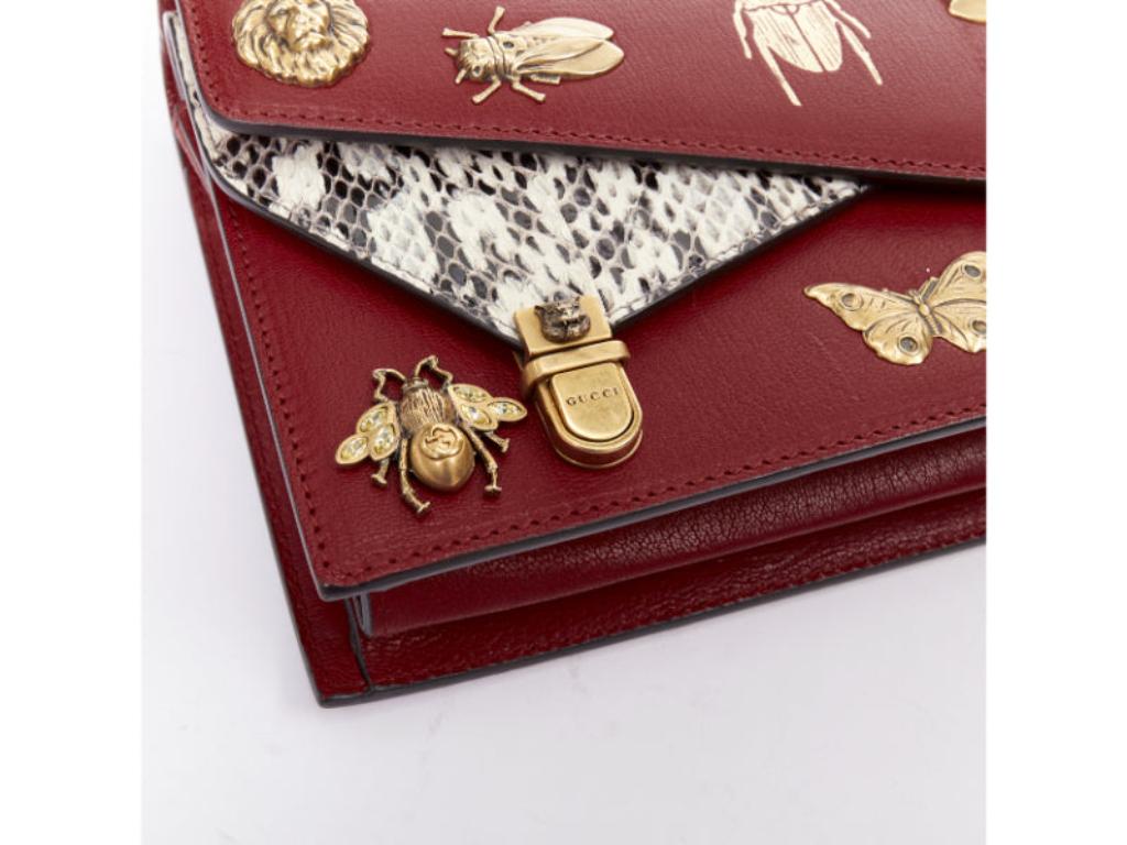 GUCCI Ottilia Bamboo Top Handle red gold insect embellished bag en vente 3