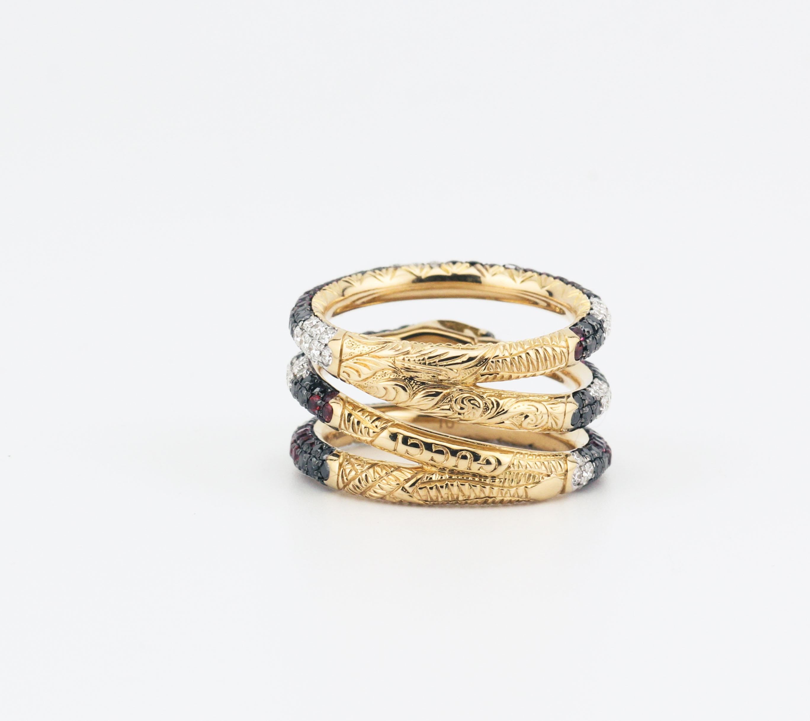Brilliant Cut Gucci Ouroboros Gemstone 18k Yellow Gold Kingsnake Three Band Ring Size 5.25 For Sale