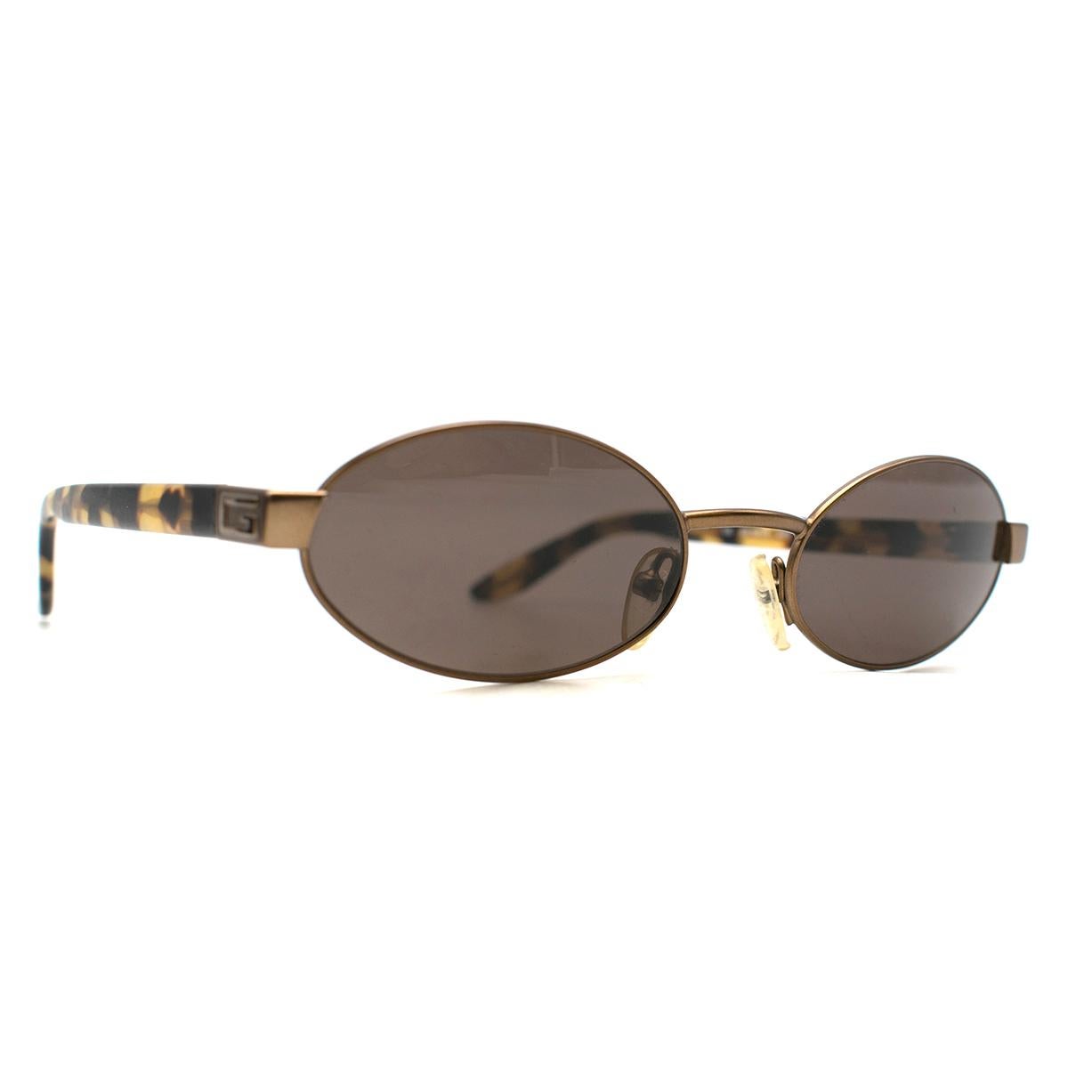 gucci oval frame sunglasses