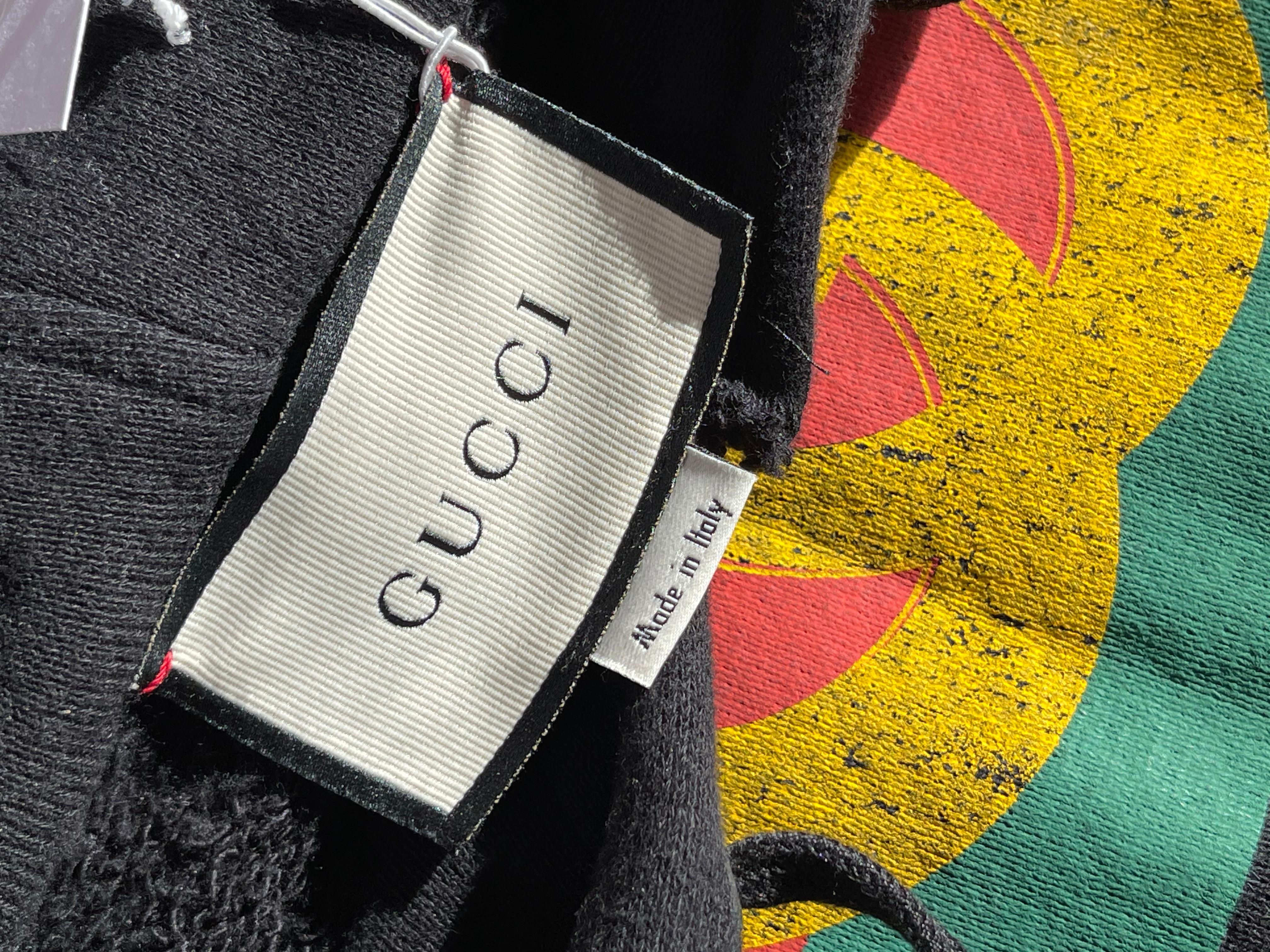 Gucci Oversize Logo Sweatshirt - Large (454585) In Good Condition In Montreal, Quebec